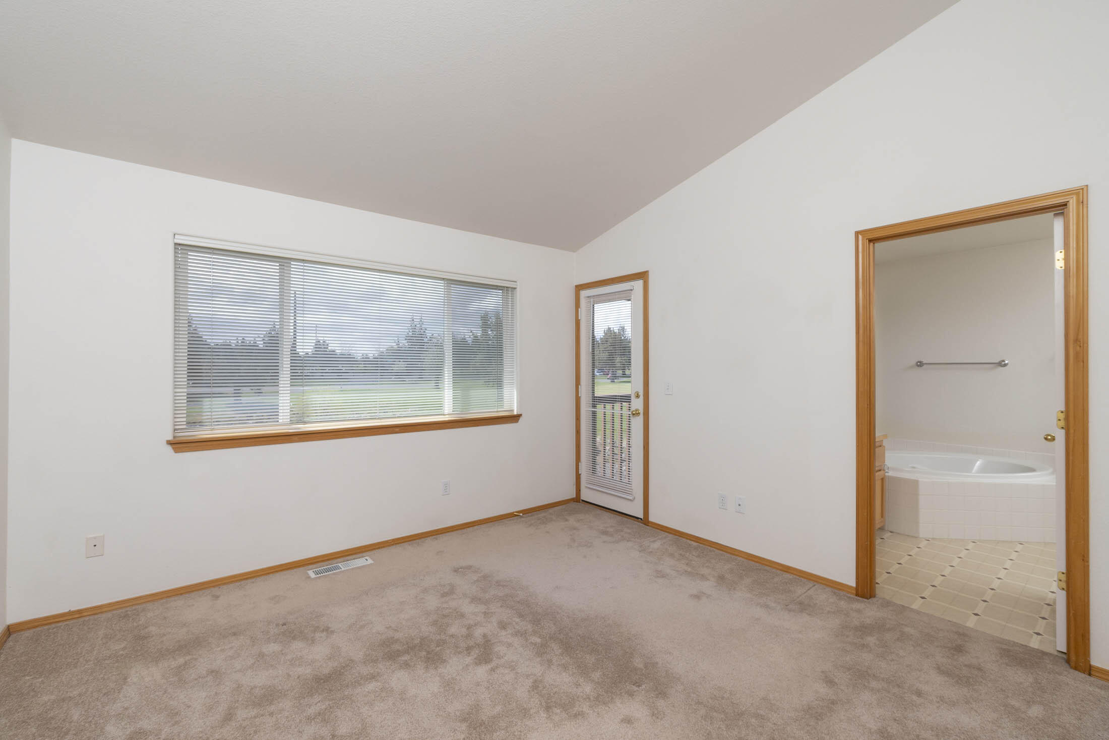 1141 Golden Pheasant Drive