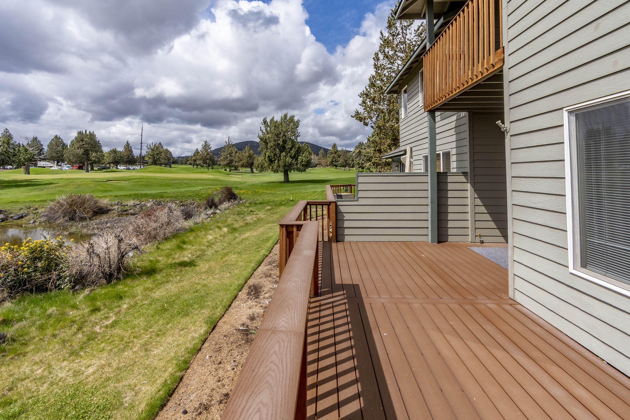 1141 Golden Pheasant Drive