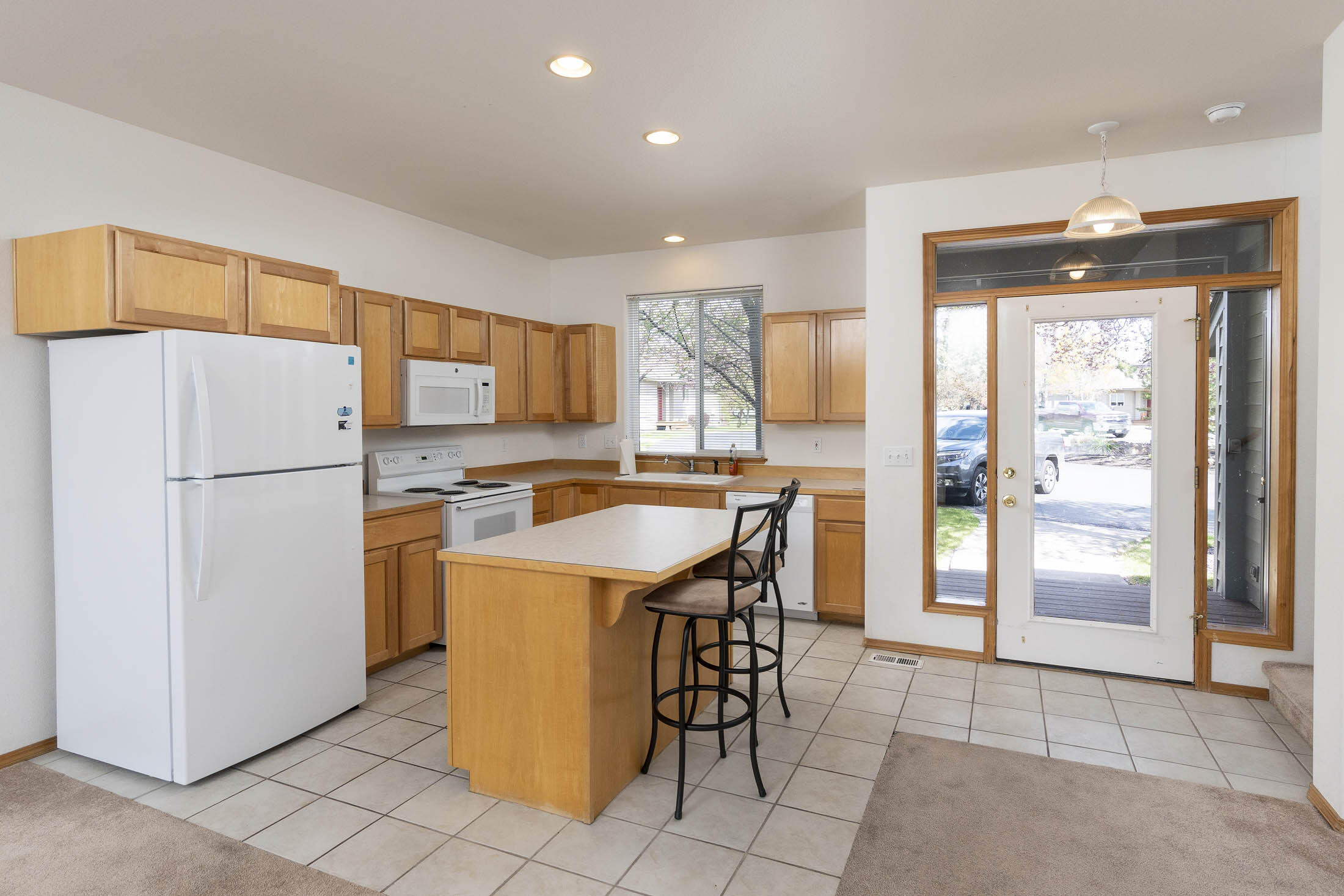 1141 Golden Pheasant Drive