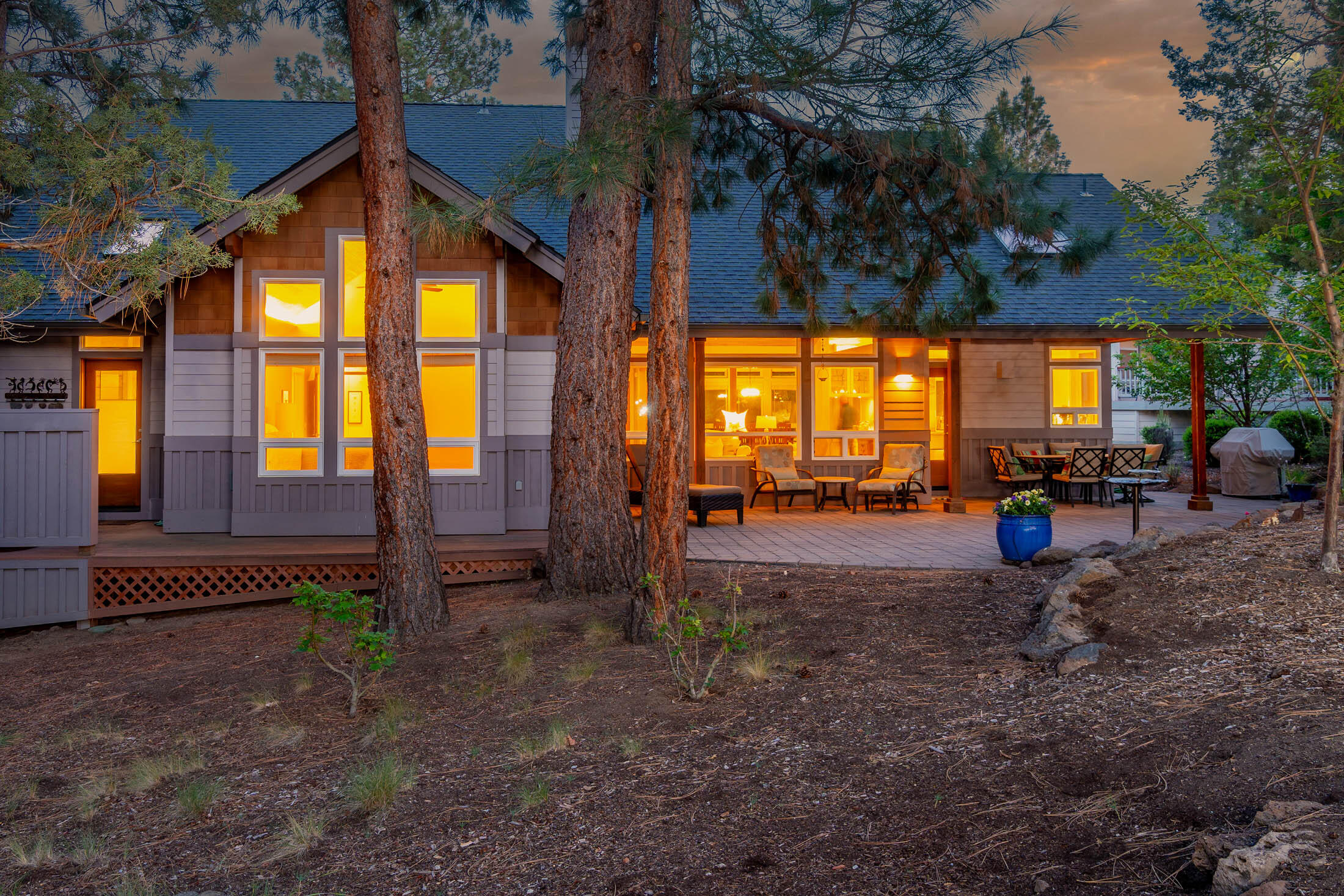 3307 NW Massey Drive