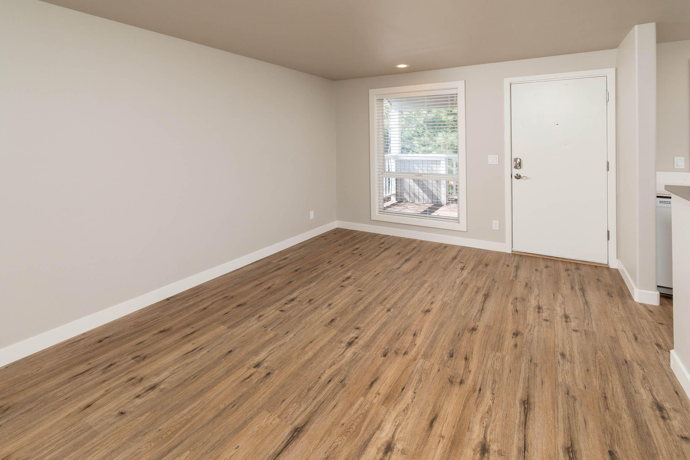 1439 NW Juniper Street Unit: APT 12