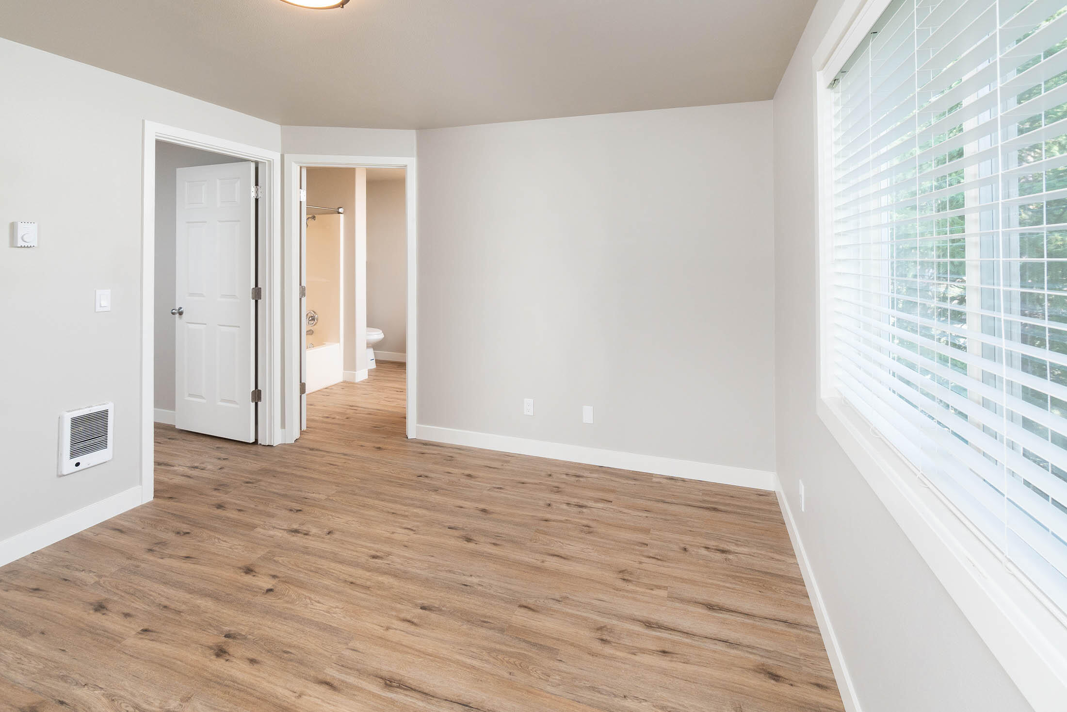 1439 NW Juniper Street Unit: APT 12