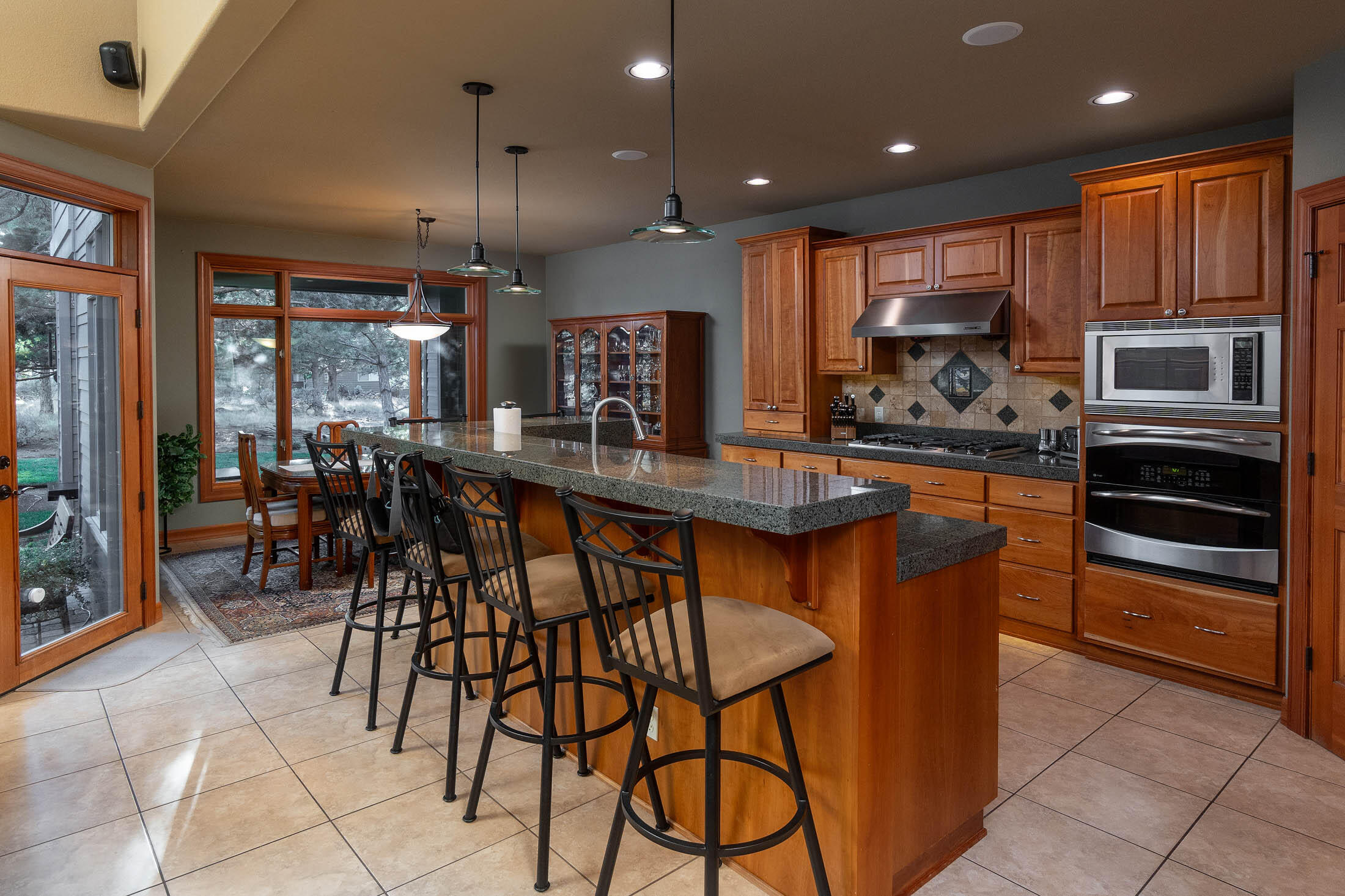 3237 NW Melville Drive