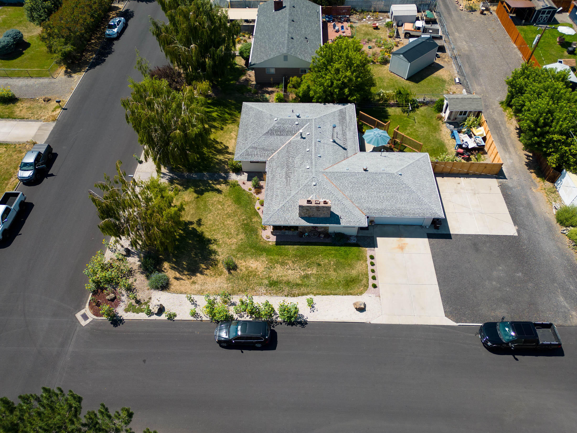 697 SE 3rd Street