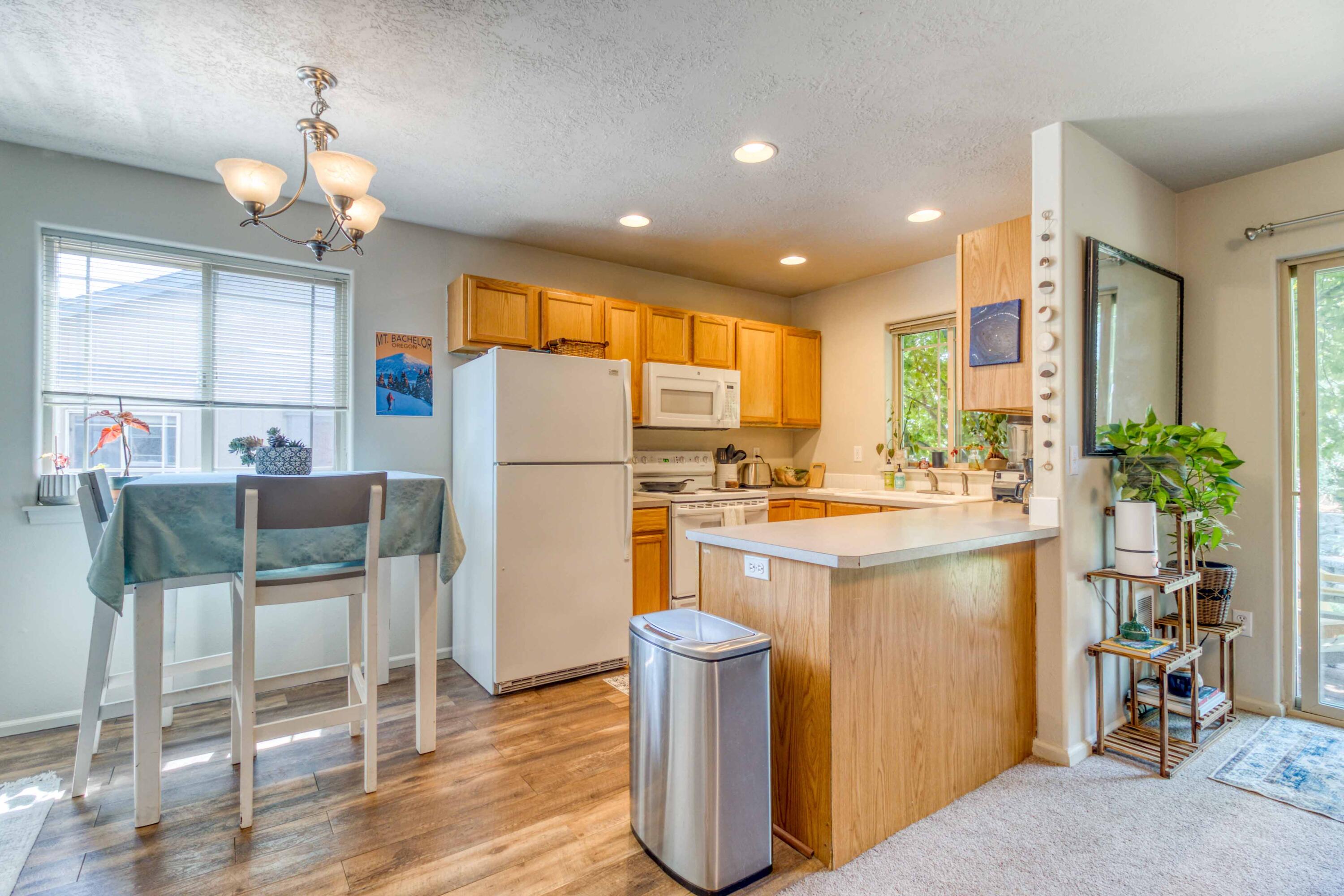 1359 NE Dawson Drive Unit: 1 & 2