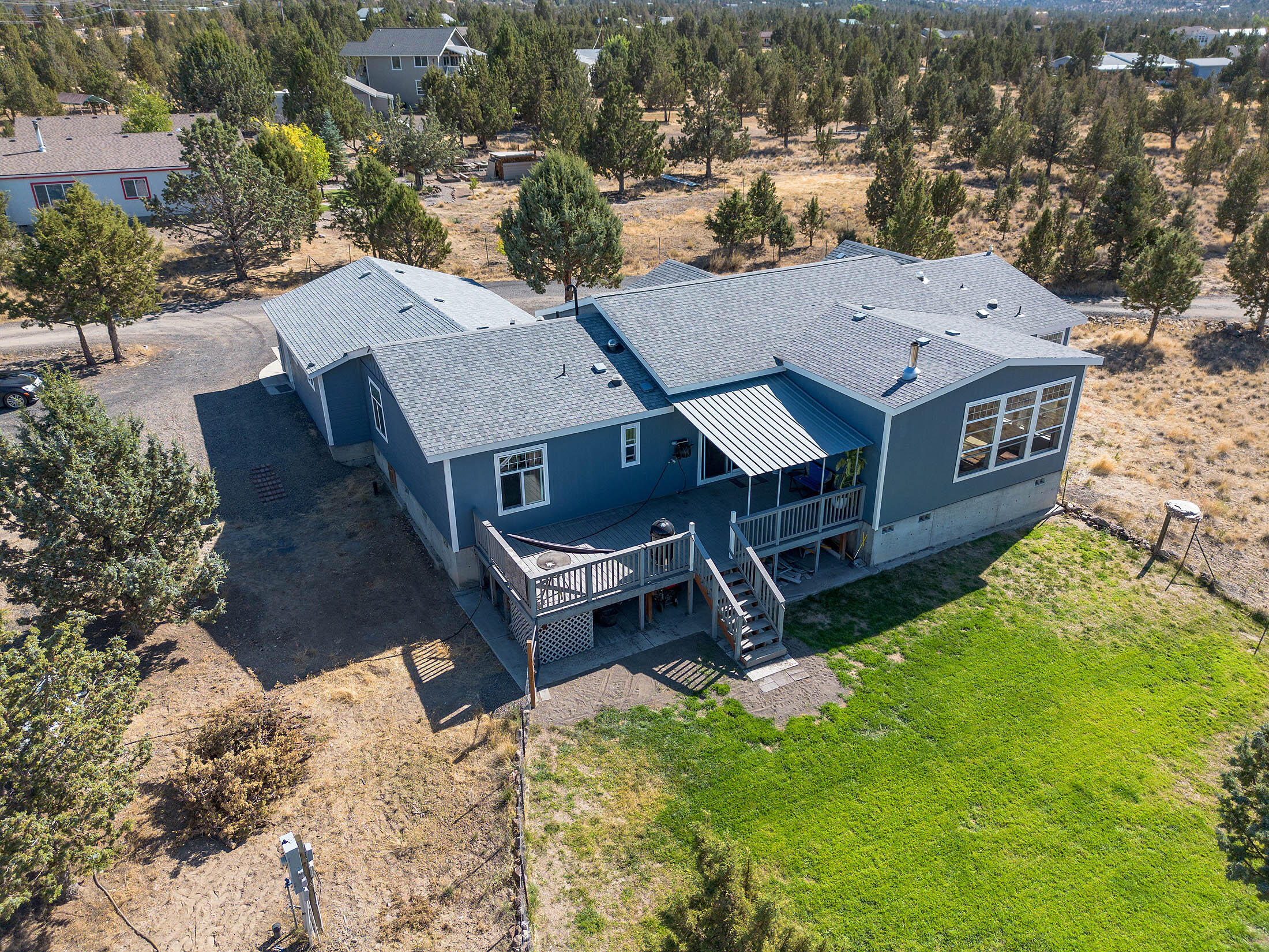 5555 SE Jerry Drive