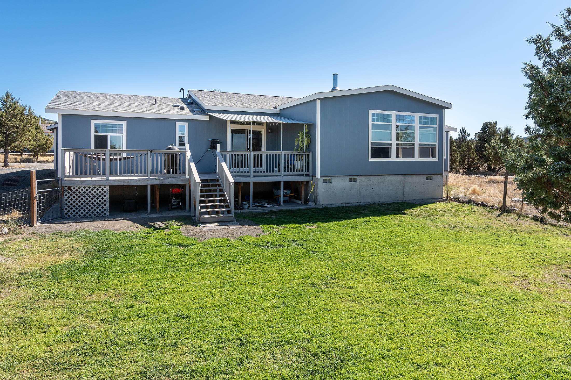 5555 SE Jerry Drive