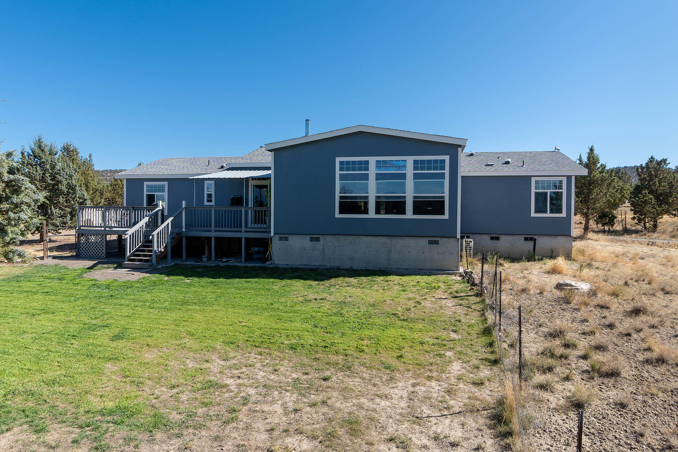 5555 SE Jerry Drive