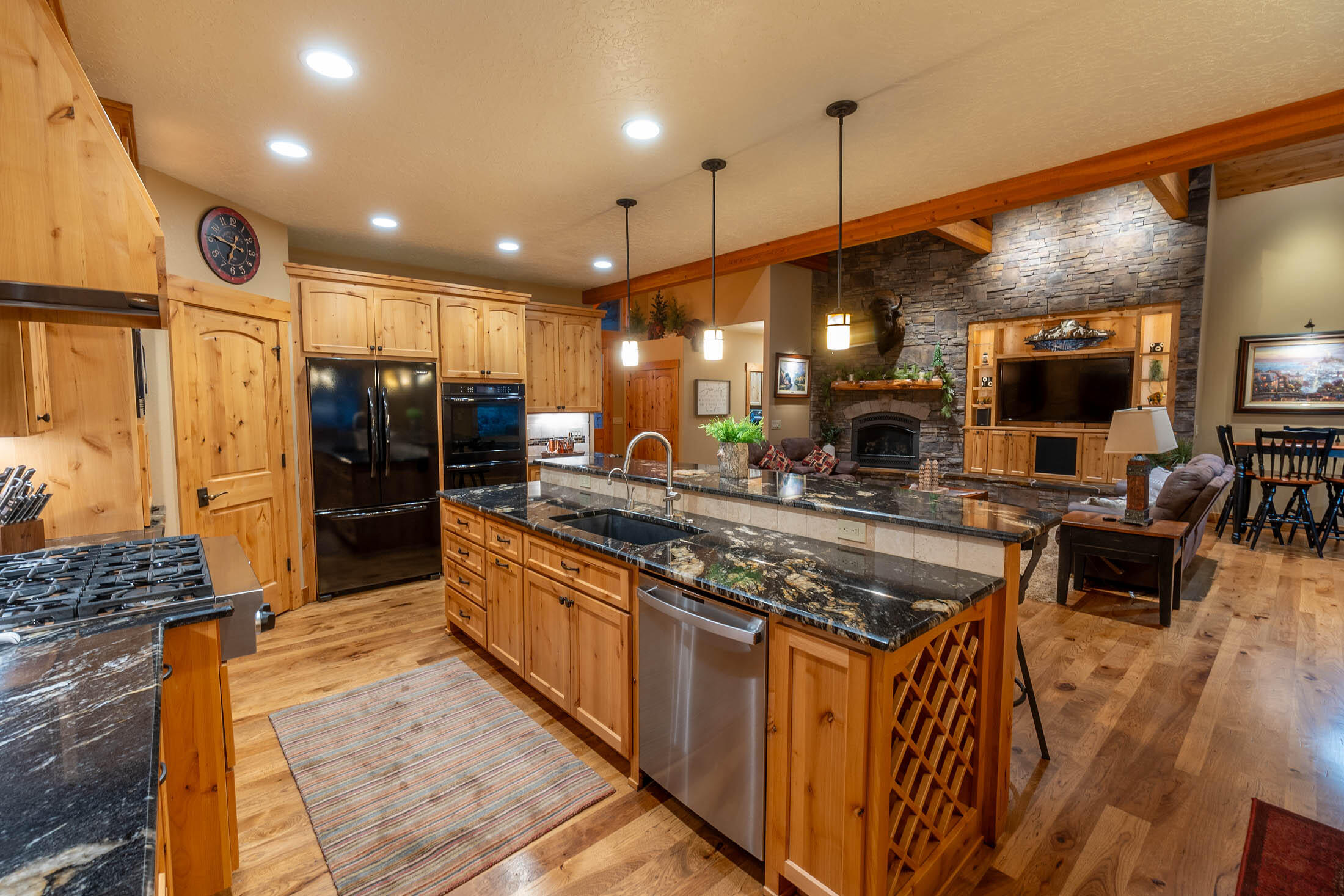 56191 Sable Rock Loop