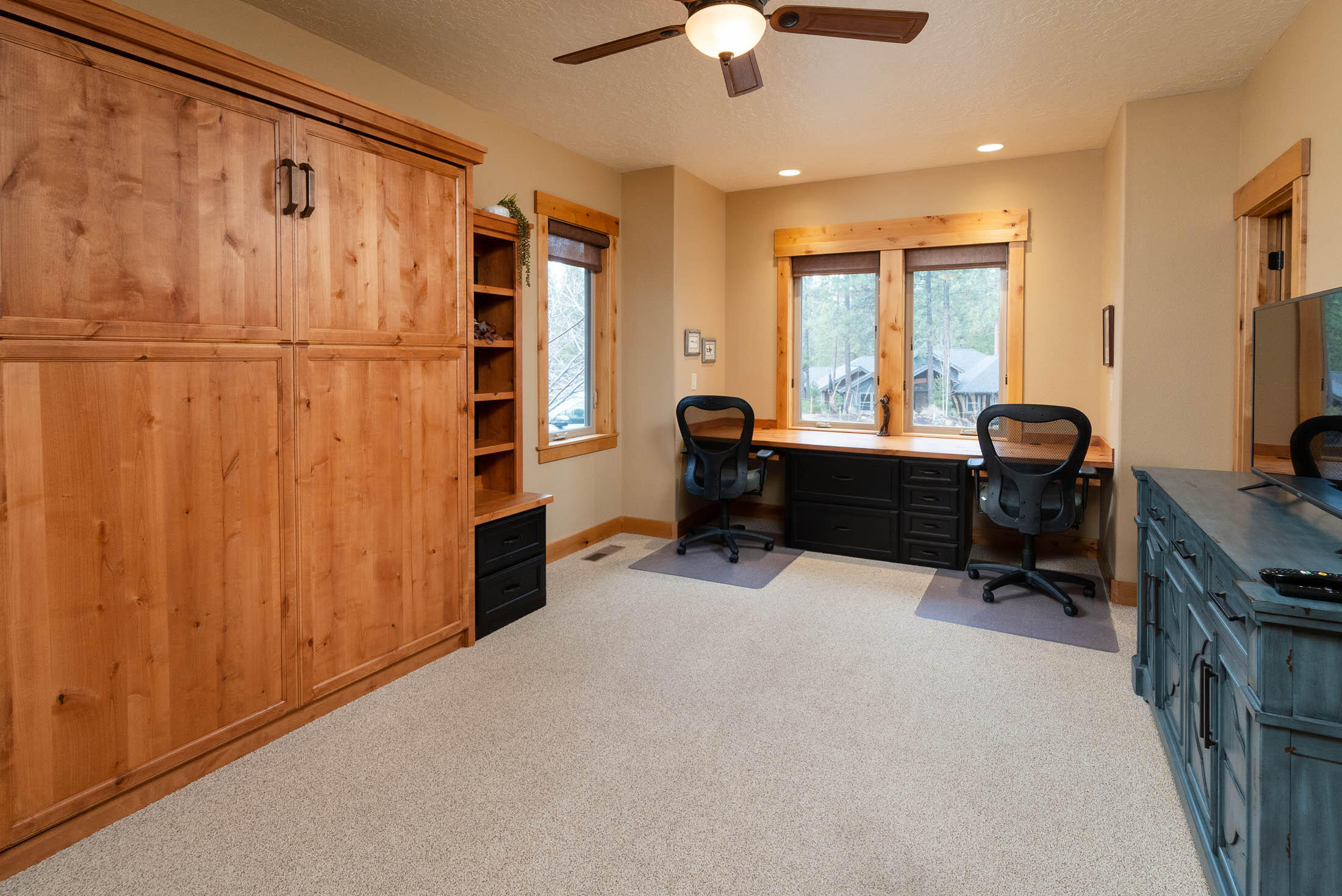 56191 Sable Rock Loop