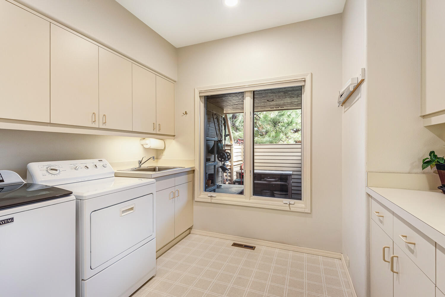 20486 Powder Mountain Court