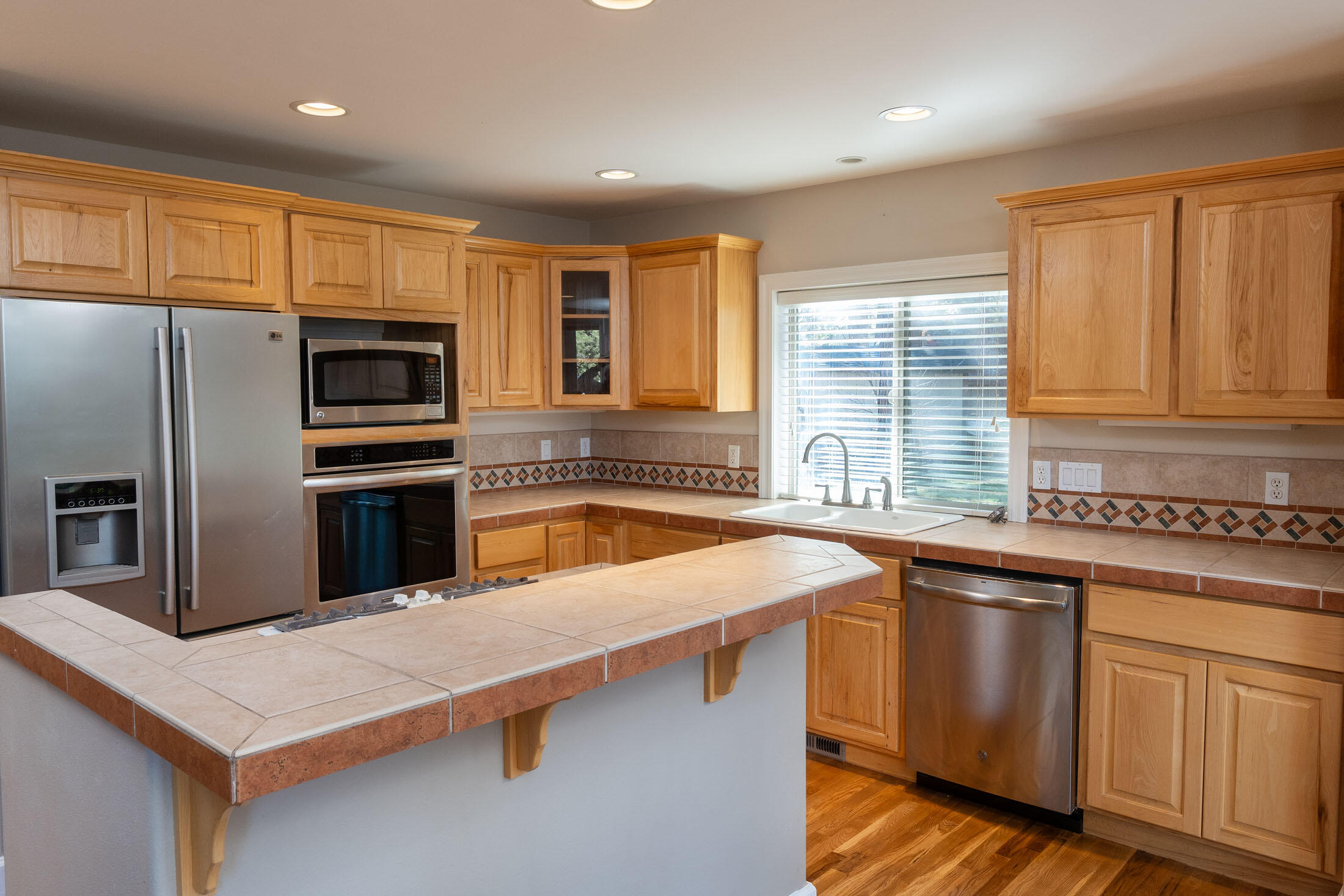 60923 Zircon Drive