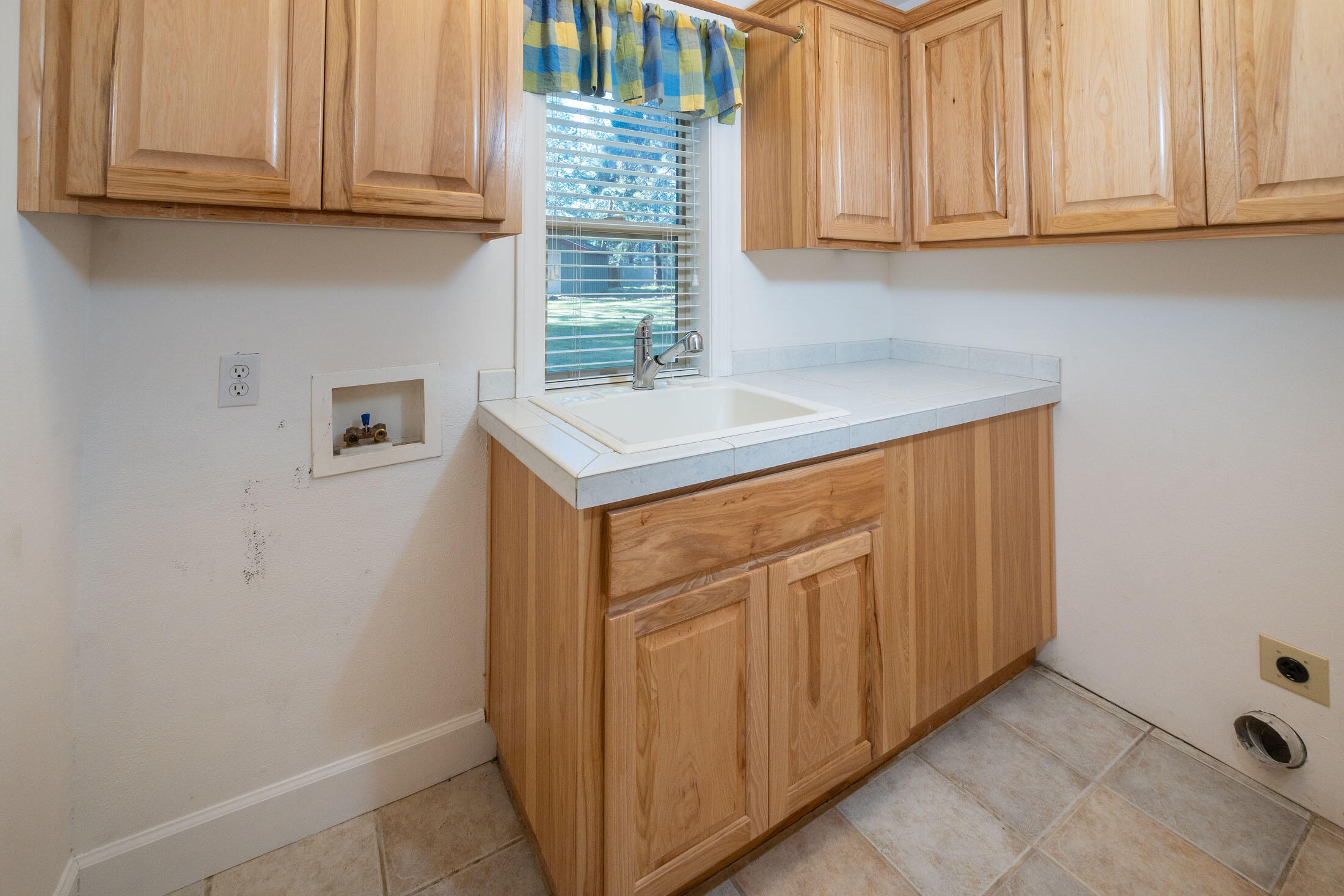 60923 Zircon Drive