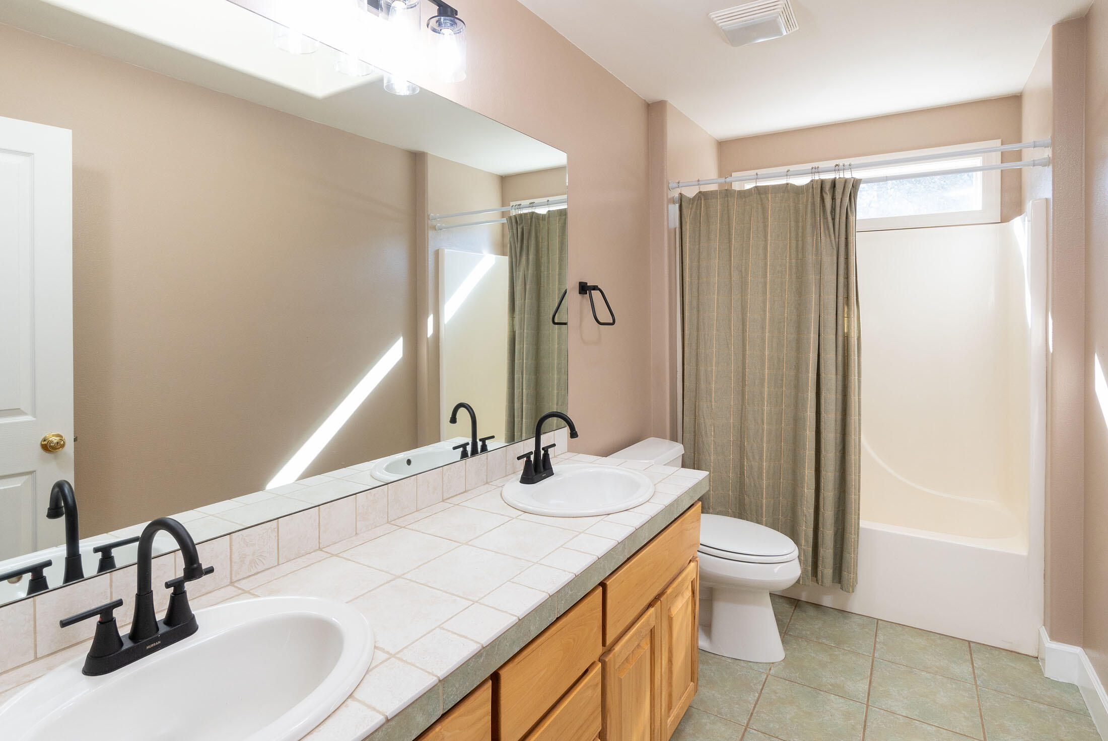 60923 Zircon Drive