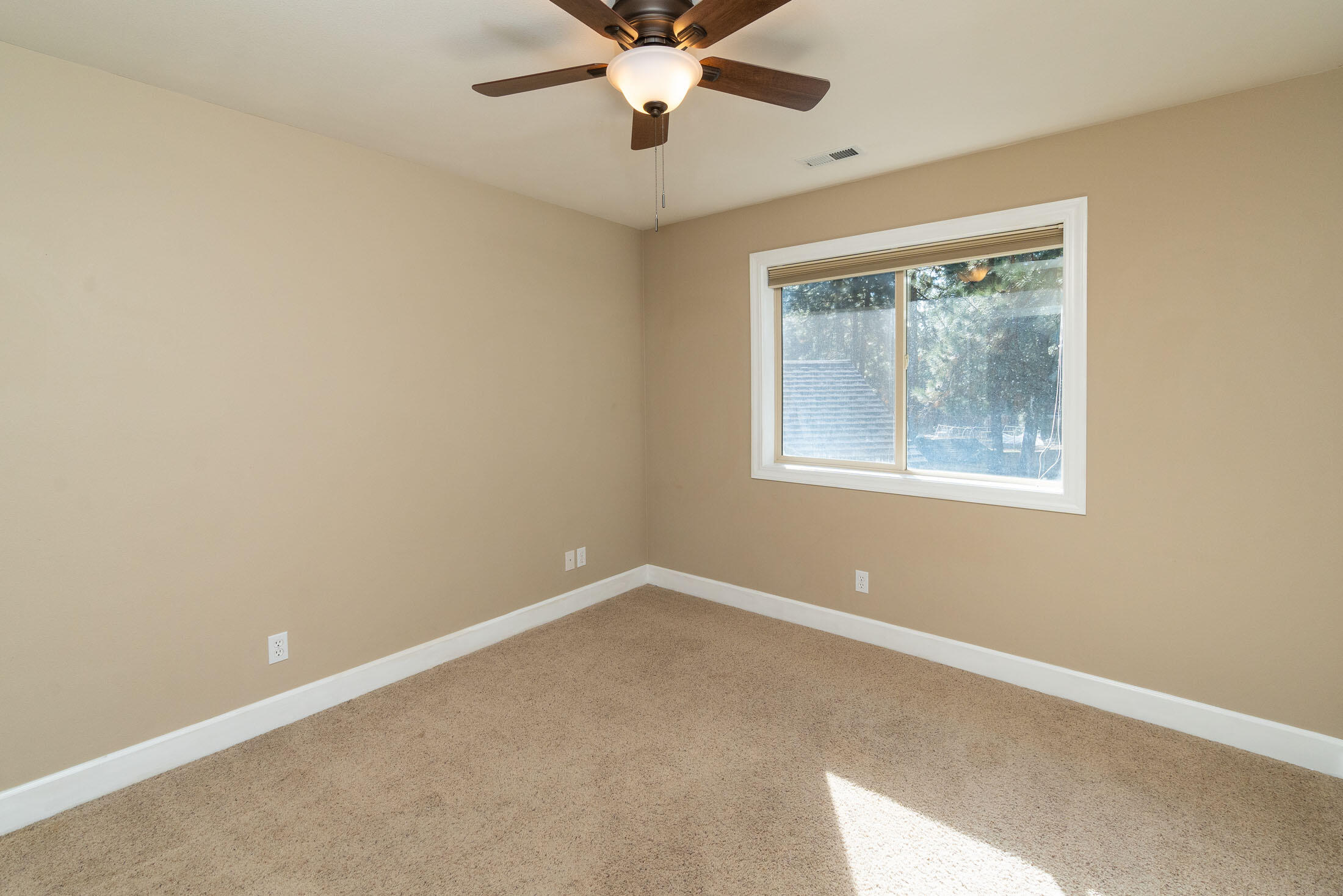 60923 Zircon Drive
