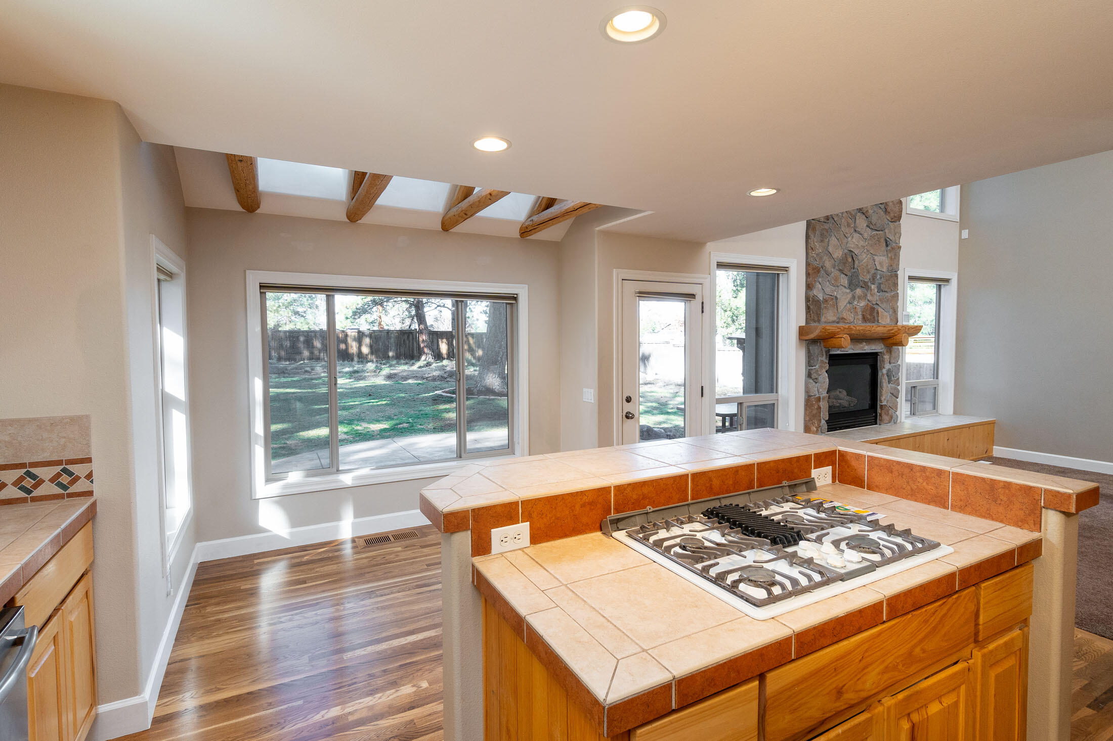 60923 Zircon Drive