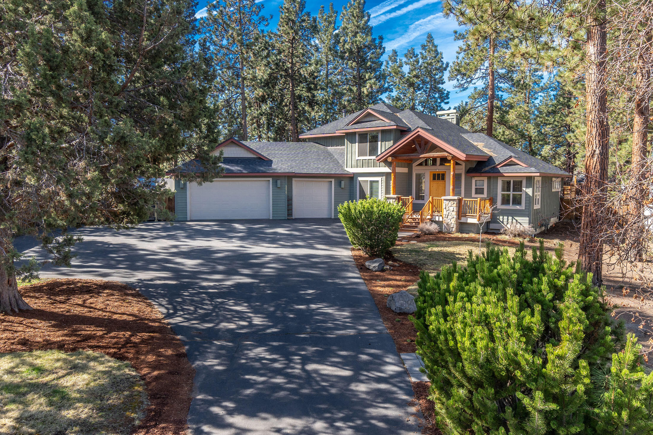 60923 Zircon Drive