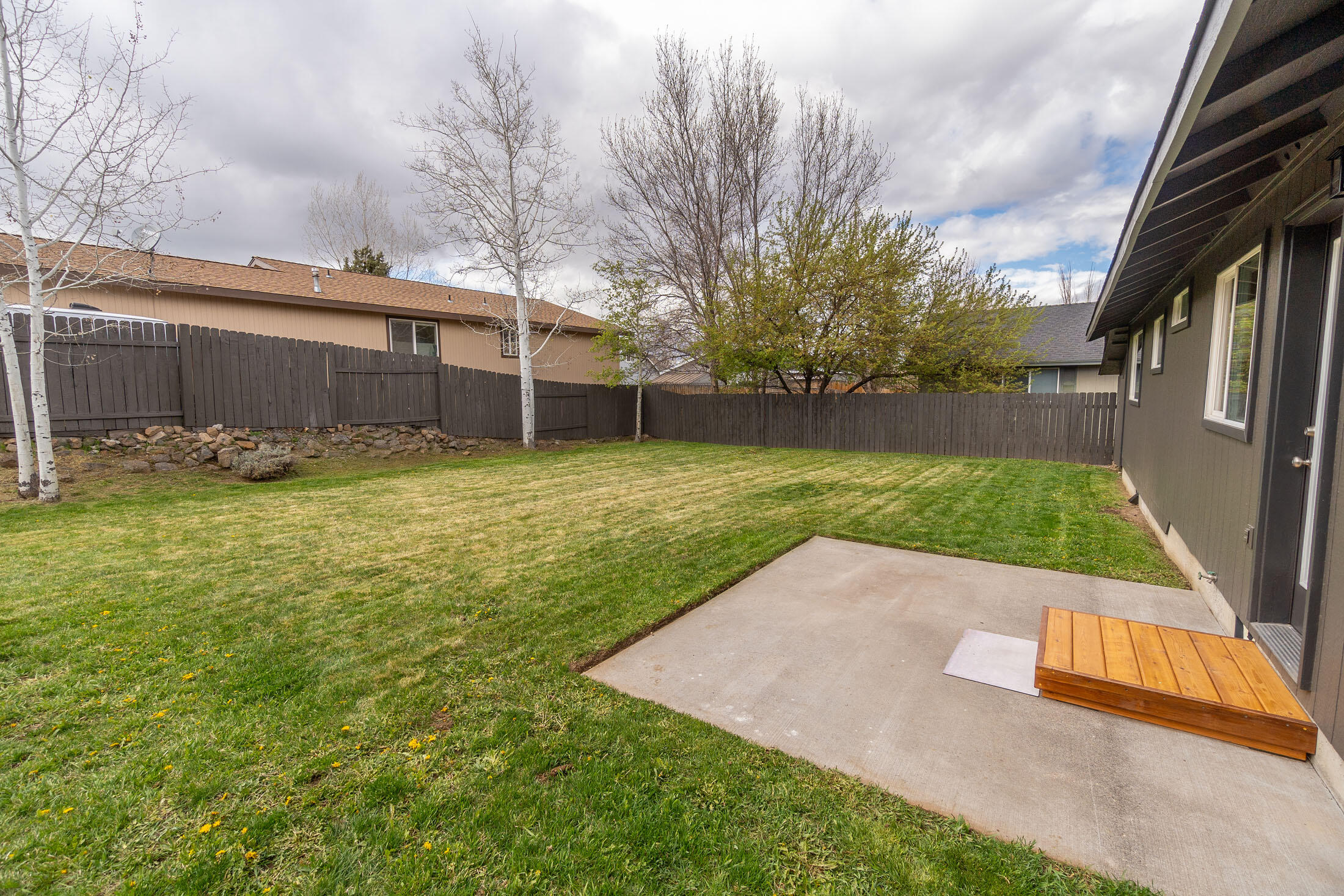 3175 NE Saber Drive