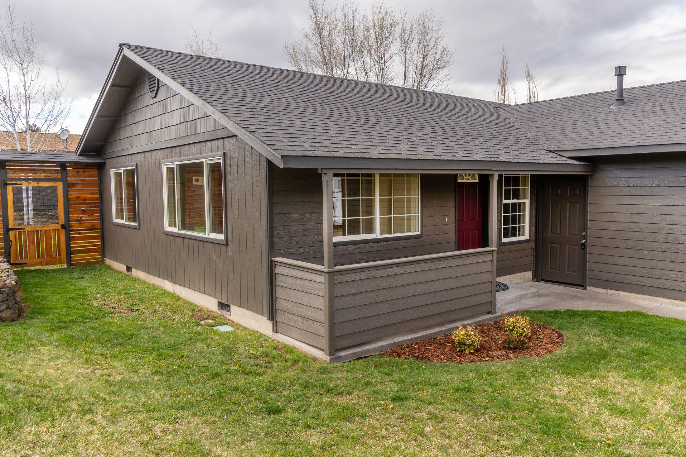 3175 NE Saber Drive