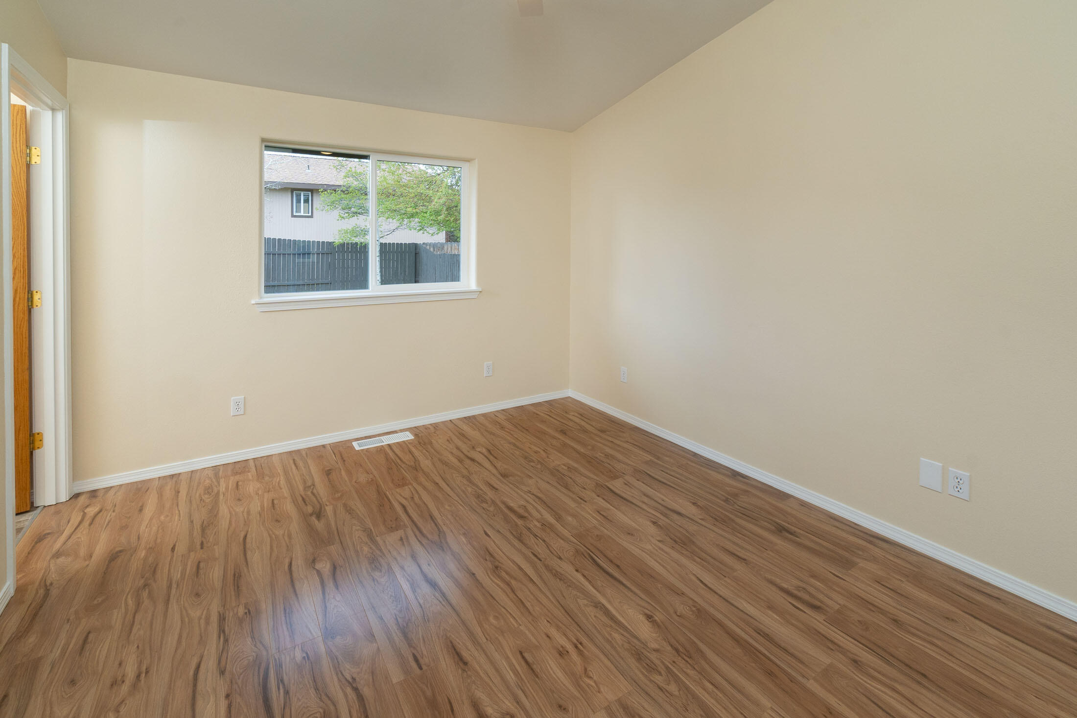 3175 NE Saber Drive