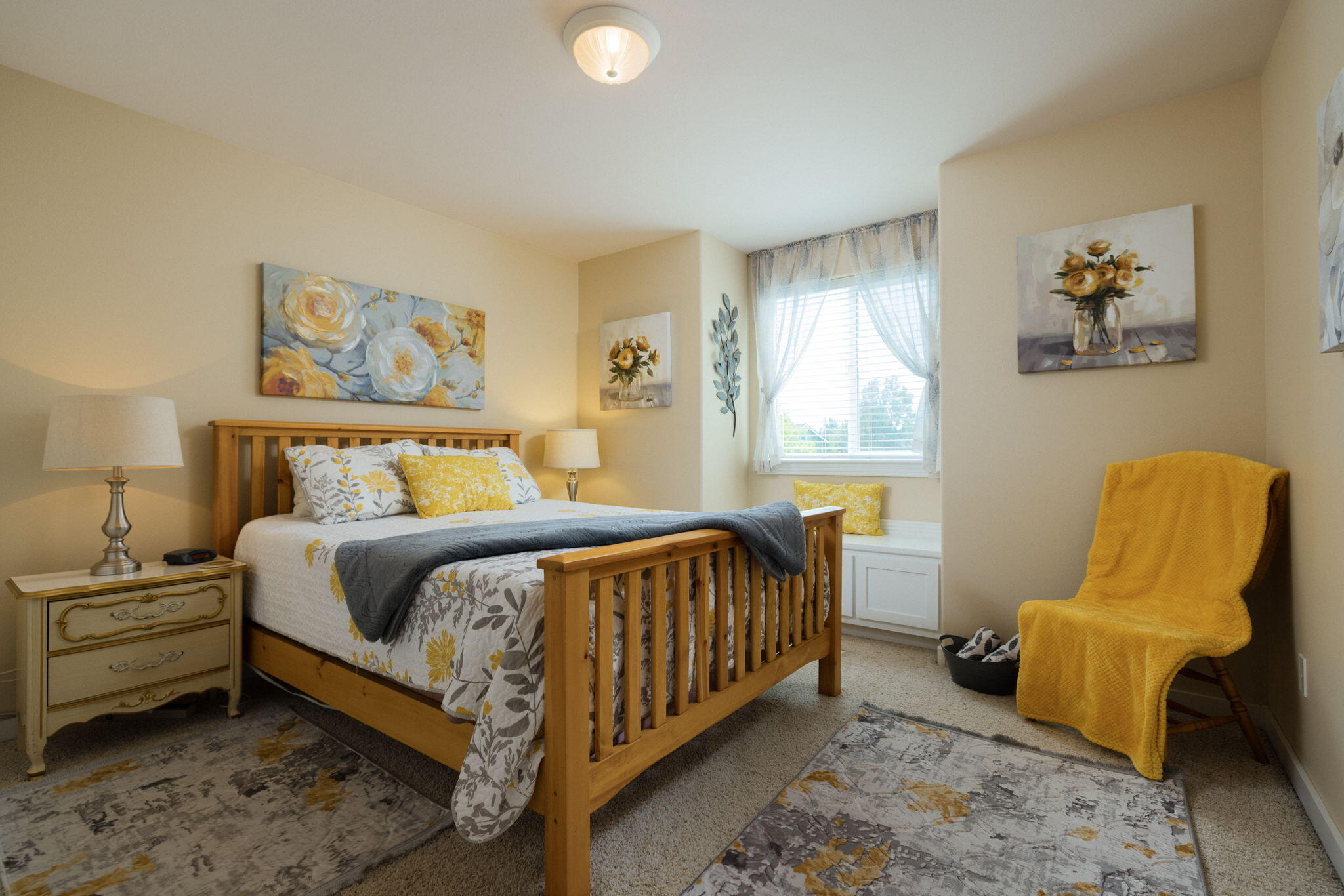 2277 NE Scarlet Court