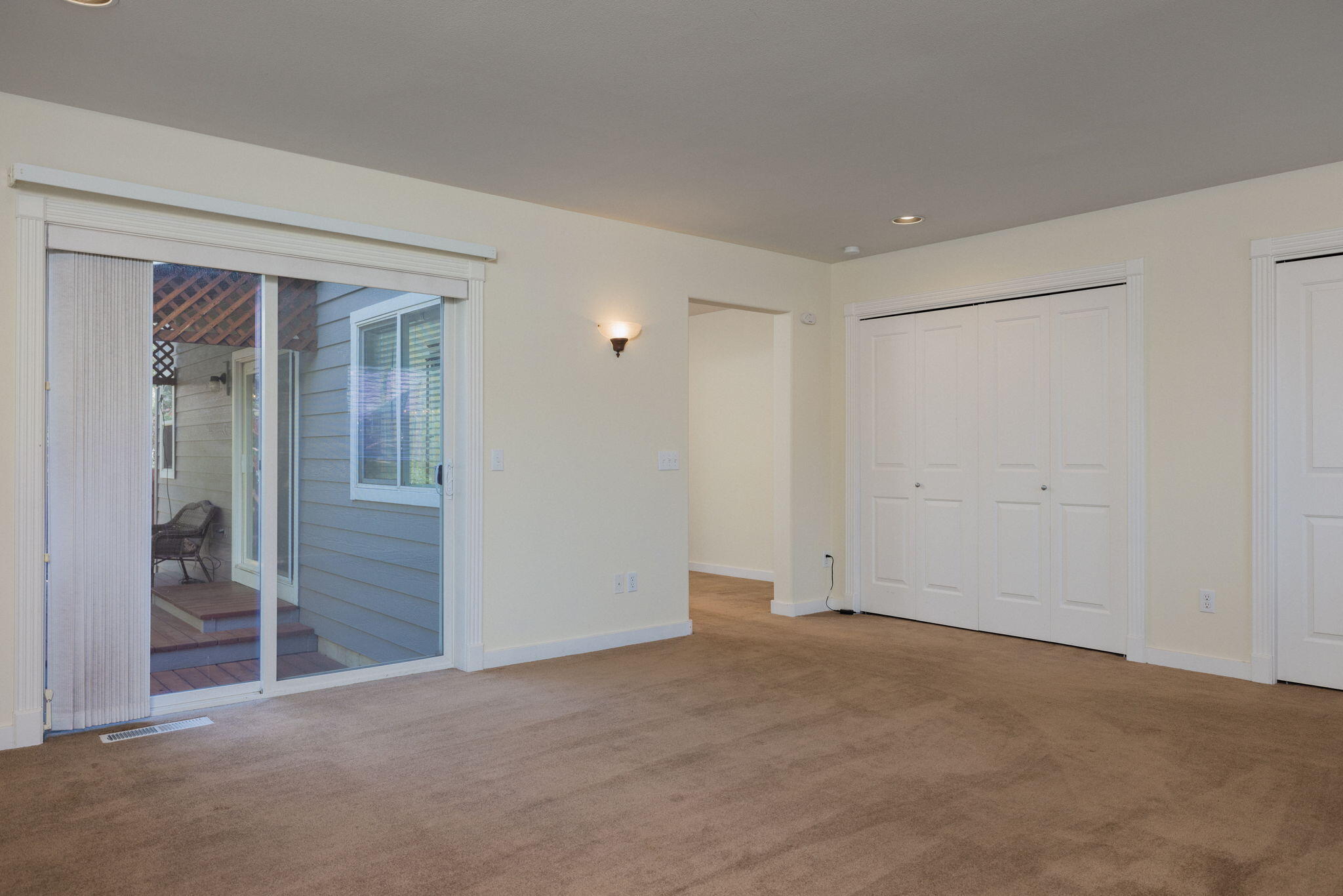 2277 NE Scarlet Court