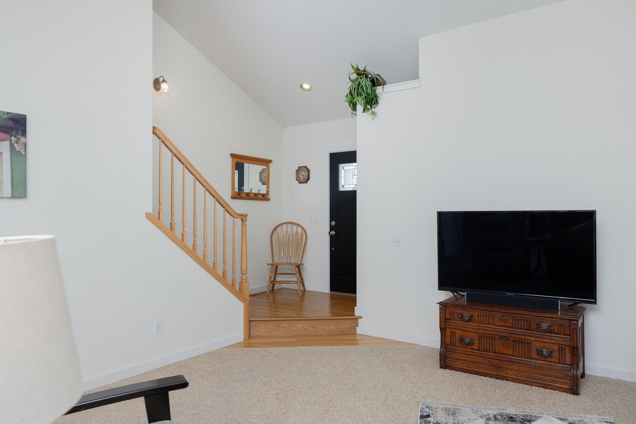 2277 NE Scarlet Court