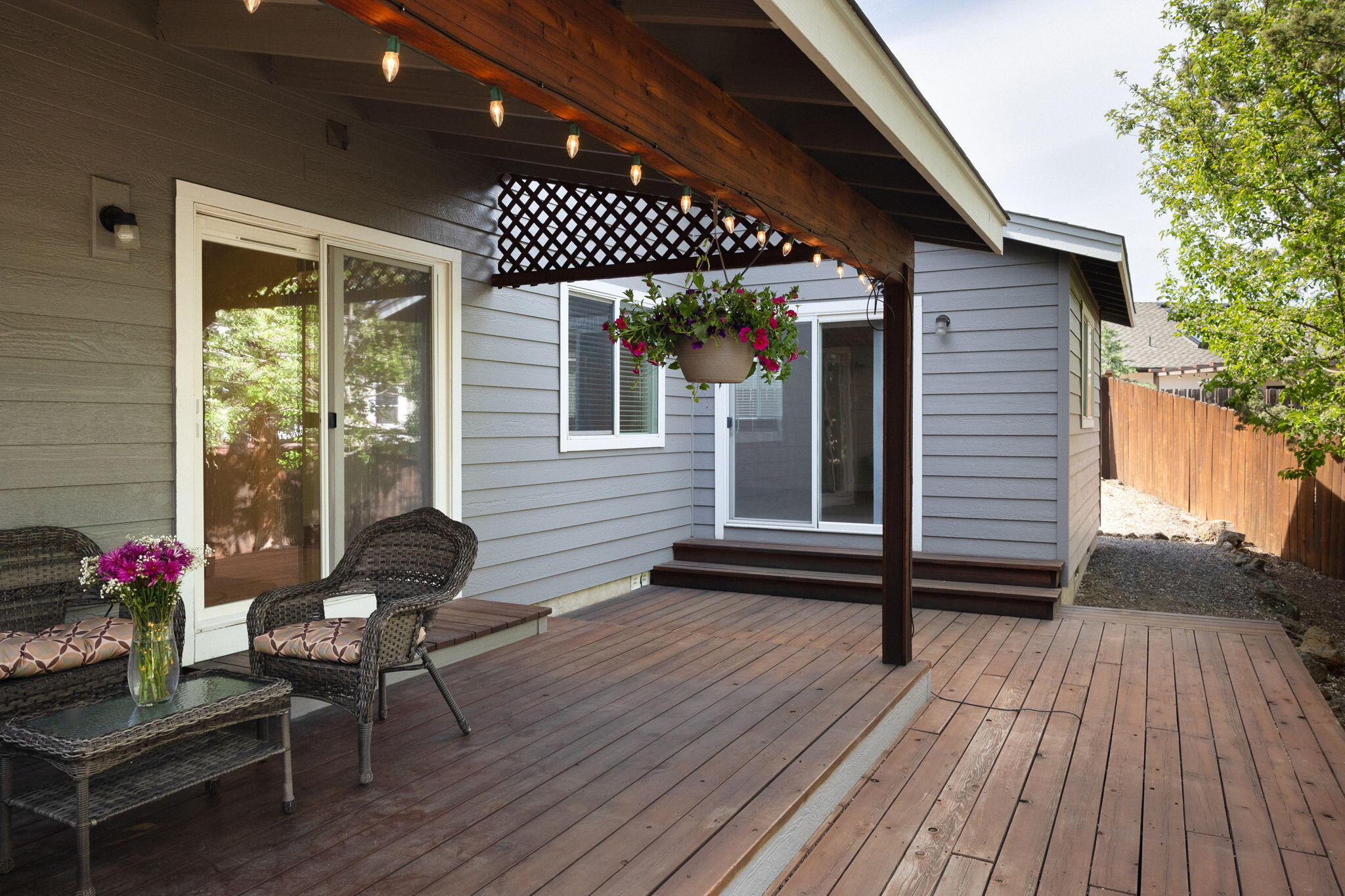 2277 NE Scarlet Court