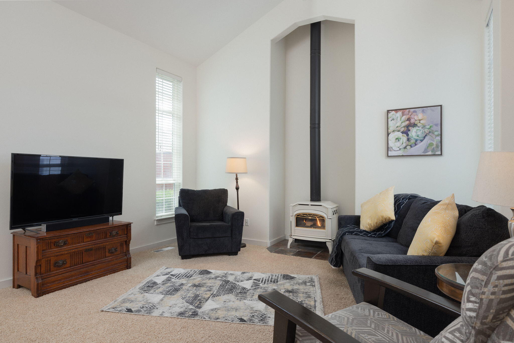 2277 NE Scarlet Court