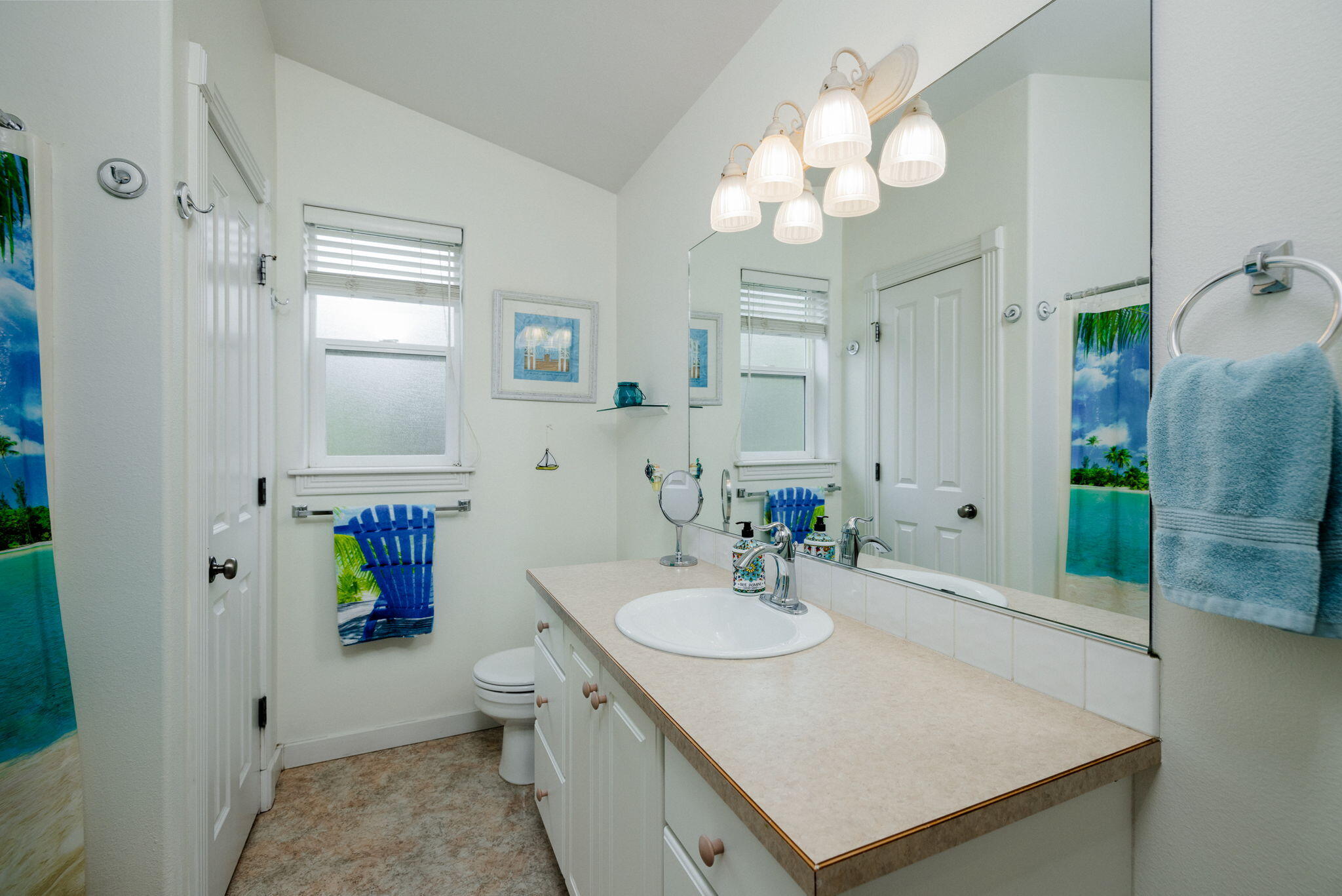 2277 NE Scarlet Court