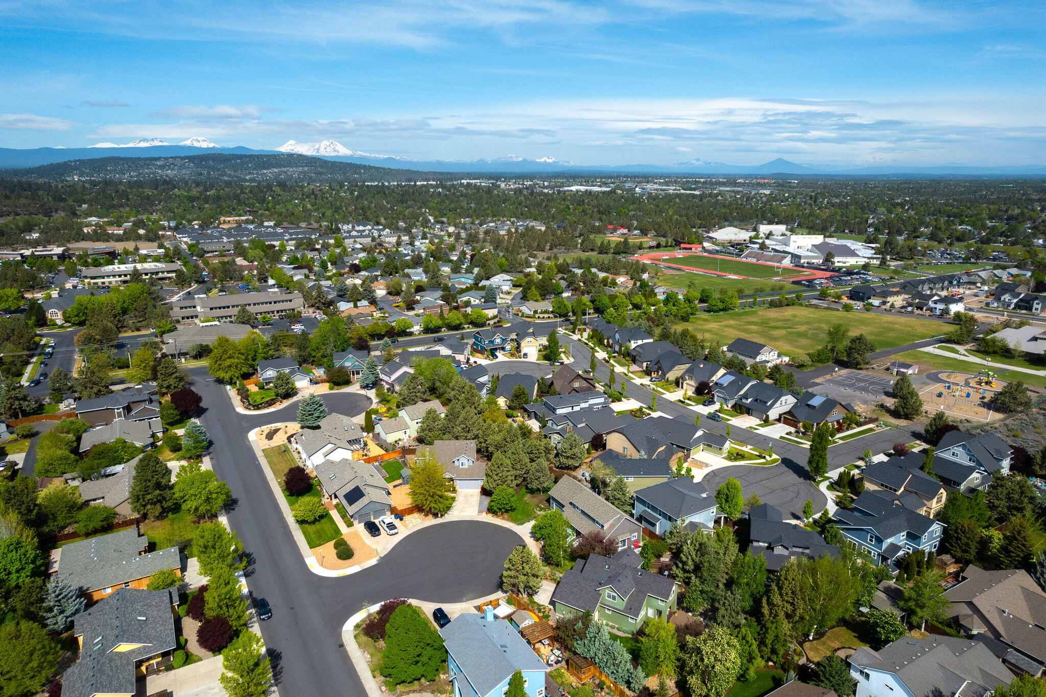 2277 NE Scarlet Court