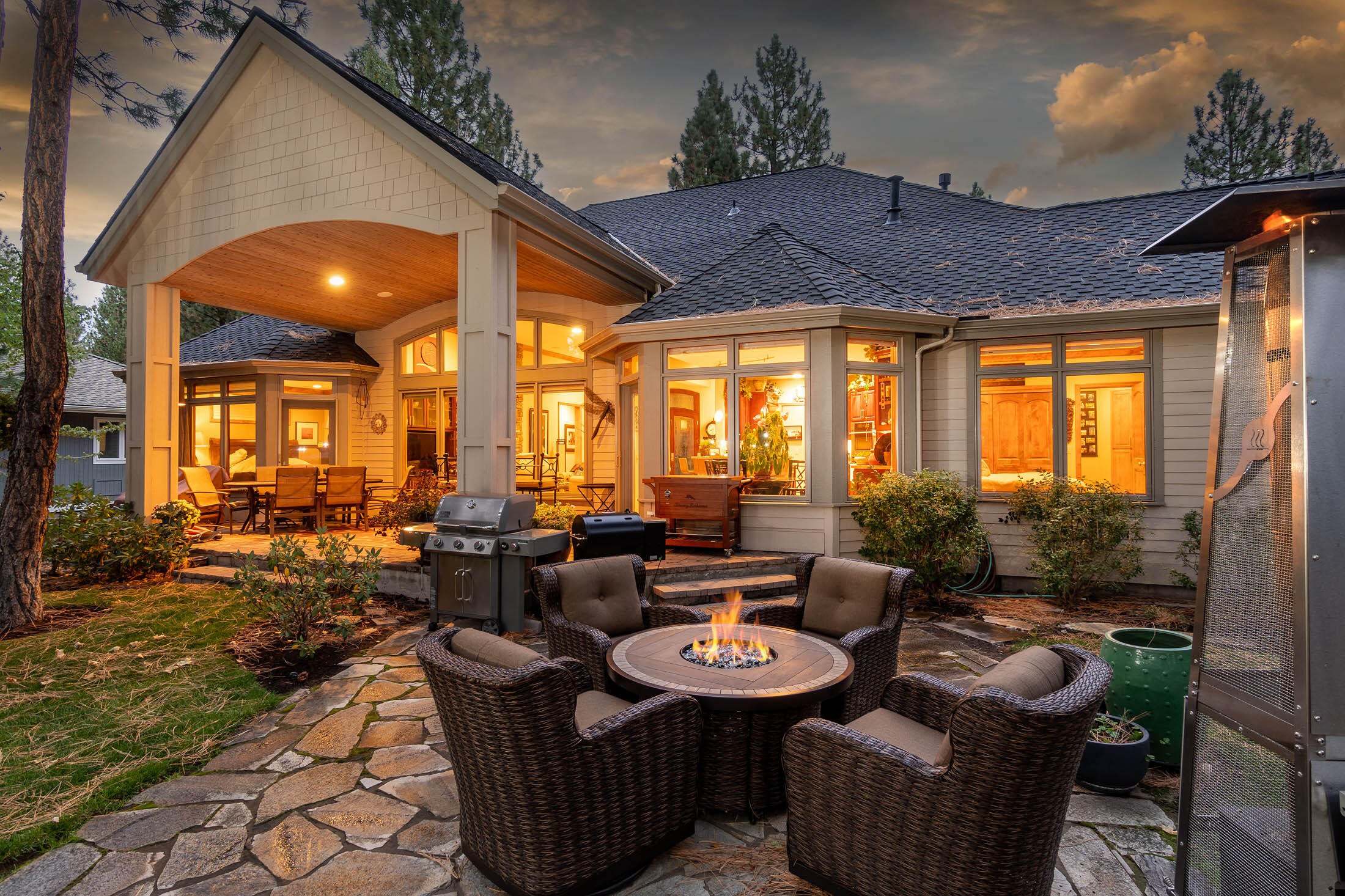 2721 NW Champion Circle