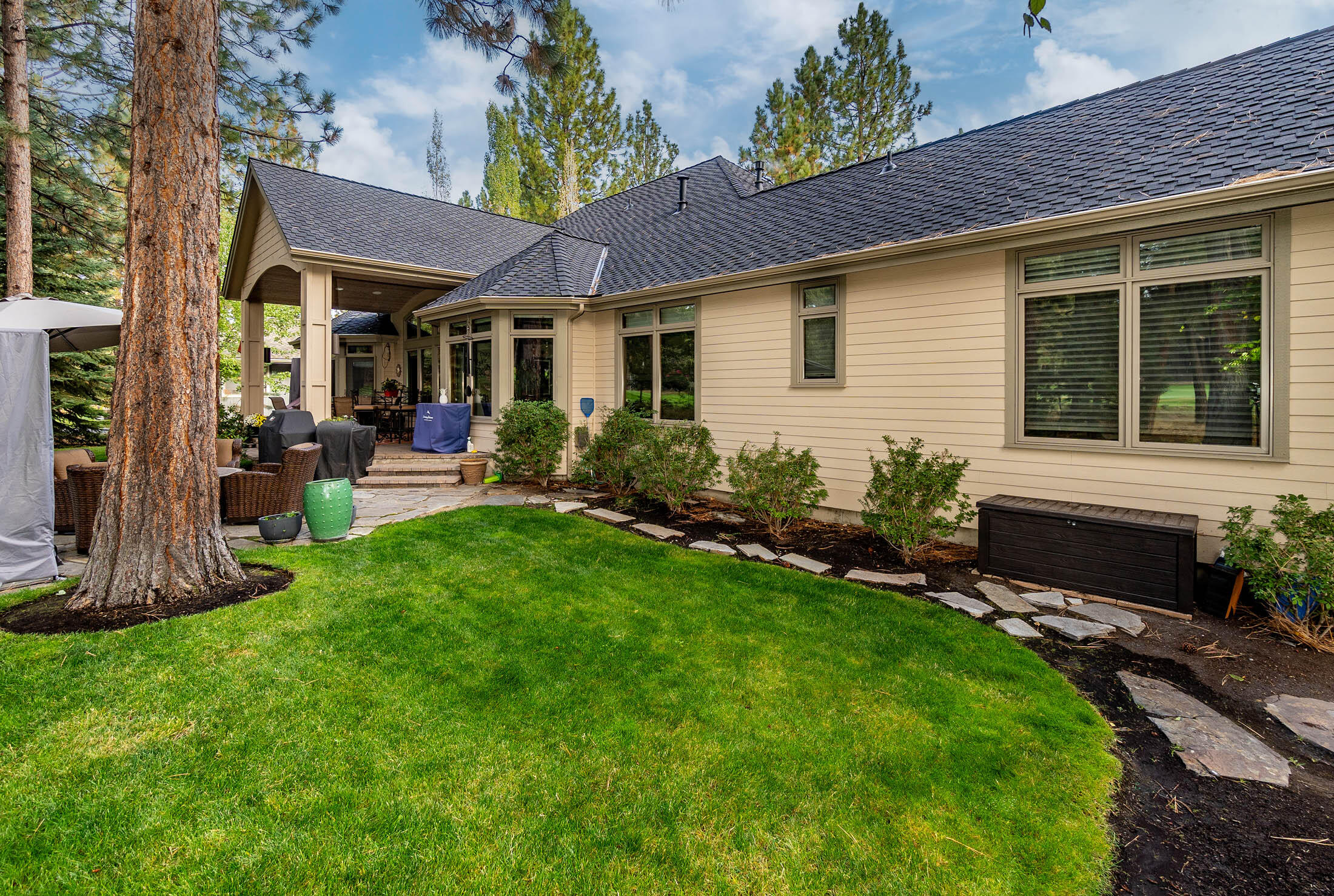 2721 NW Champion Circle