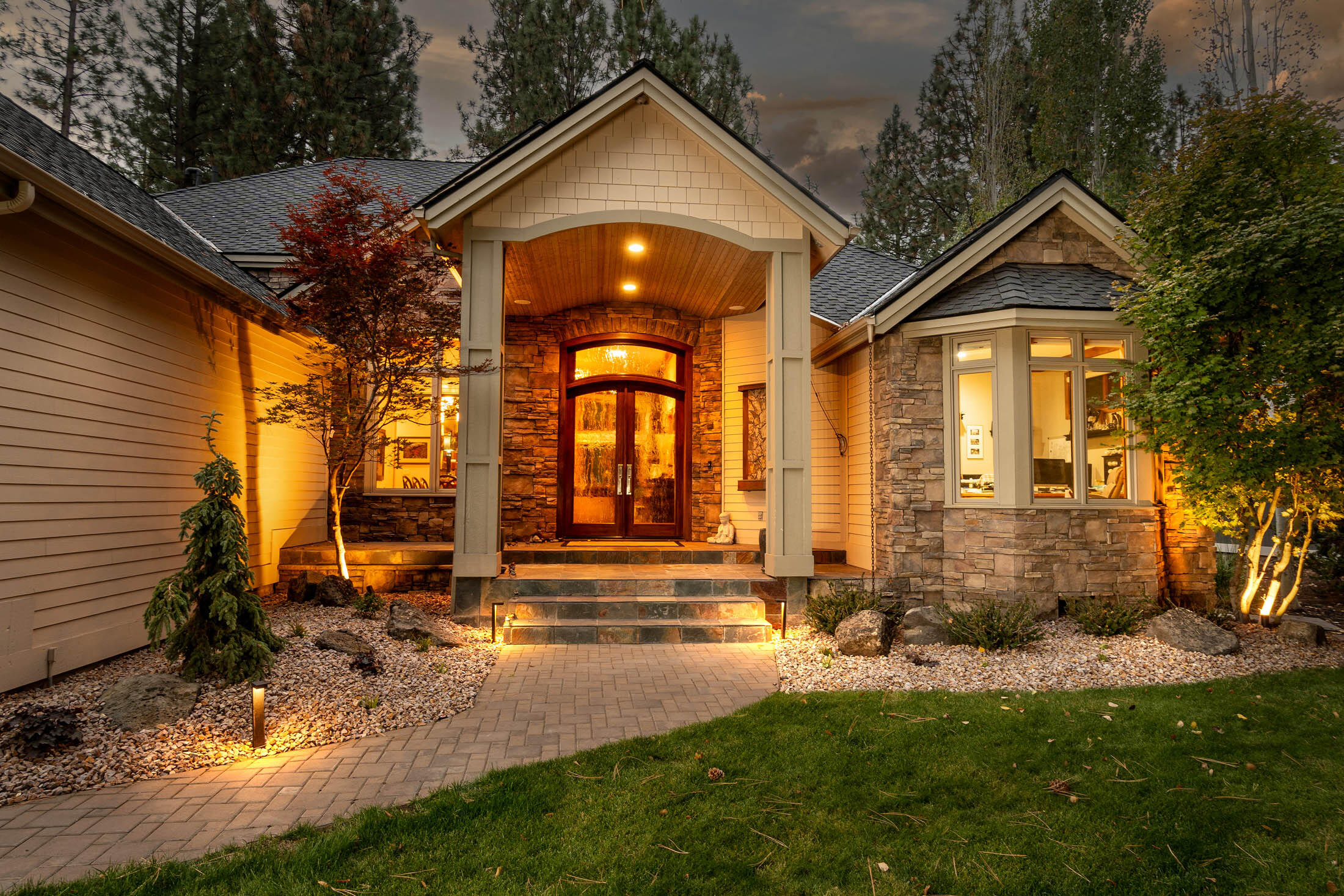 2721 NW Champion Circle