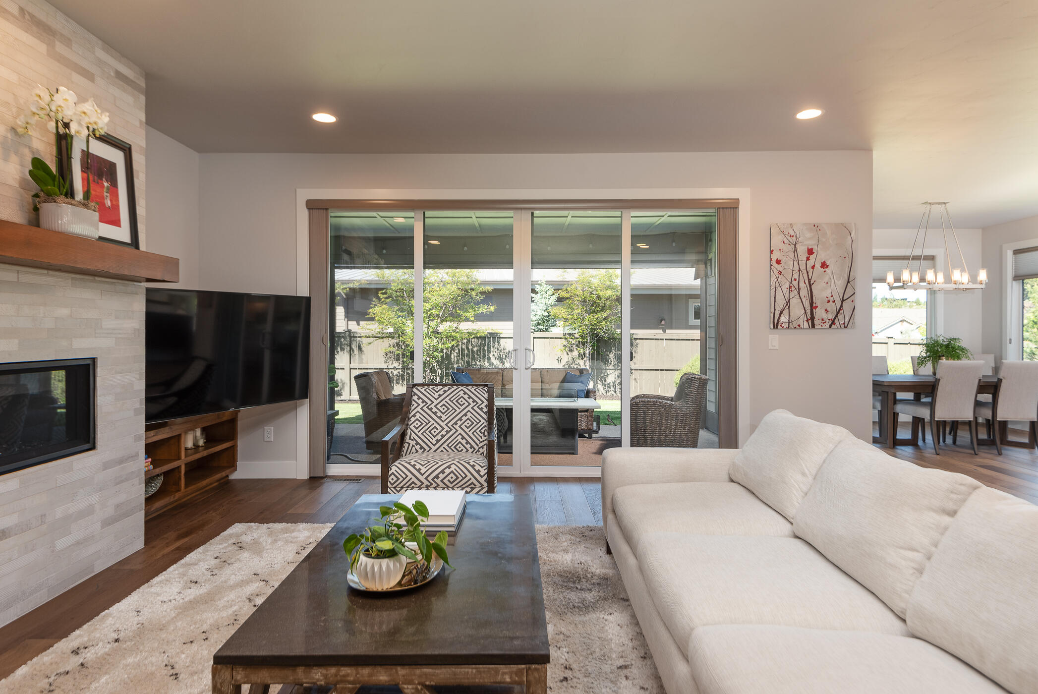 60877 SW Deer Creek Place