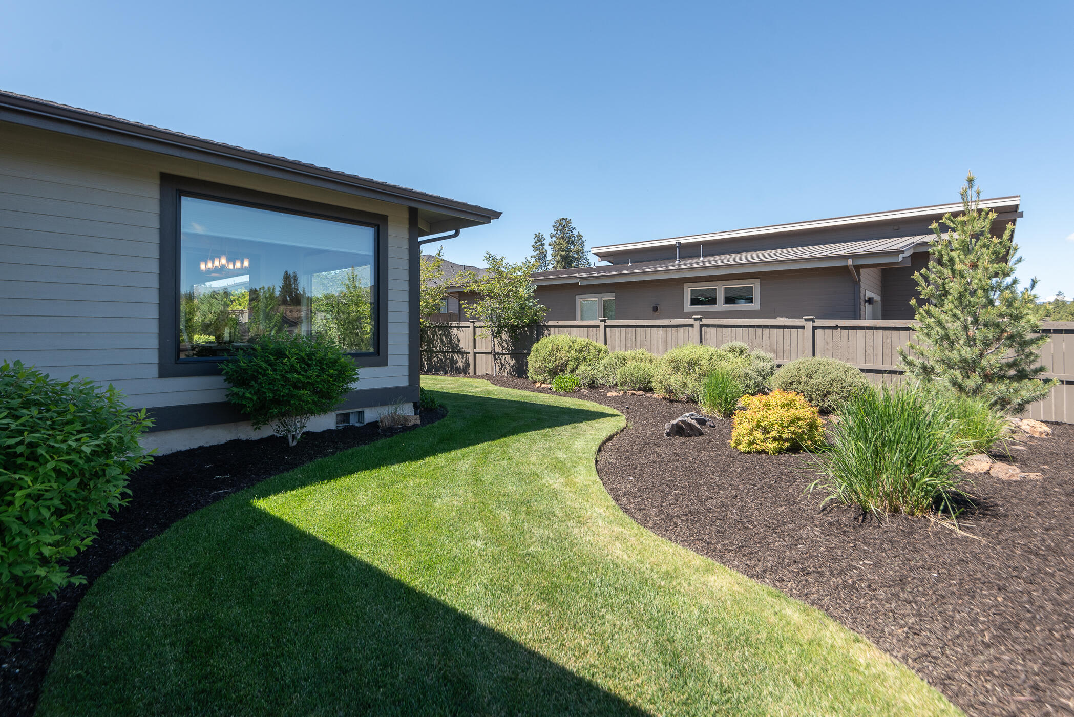 60877 SW Deer Creek Place