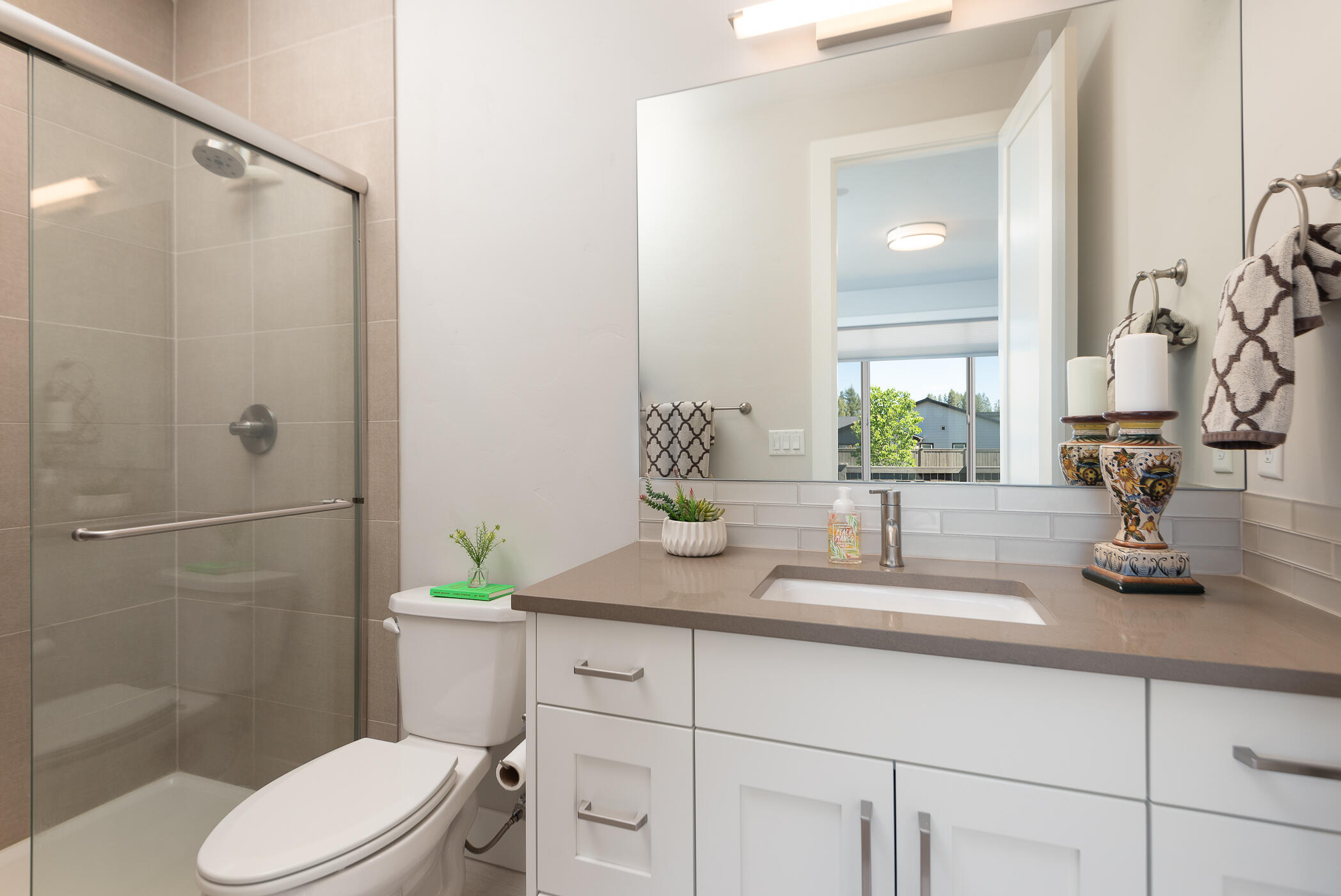 60877 SW Deer Creek Place