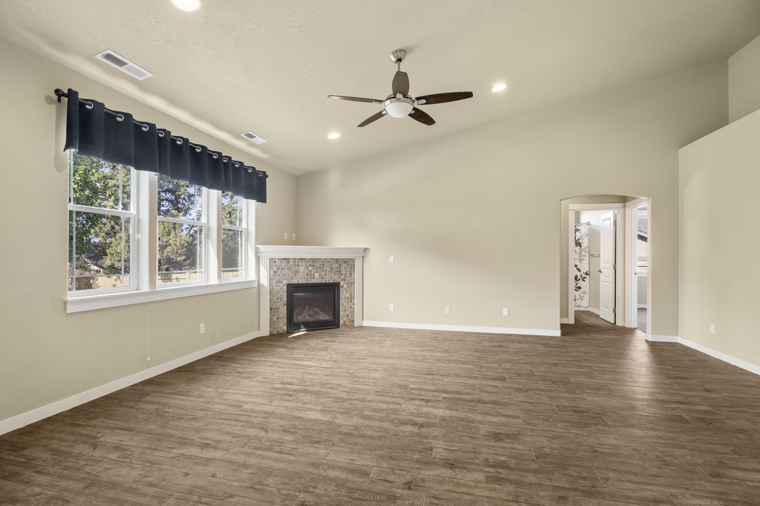 4646 SW Umatilla Avenue