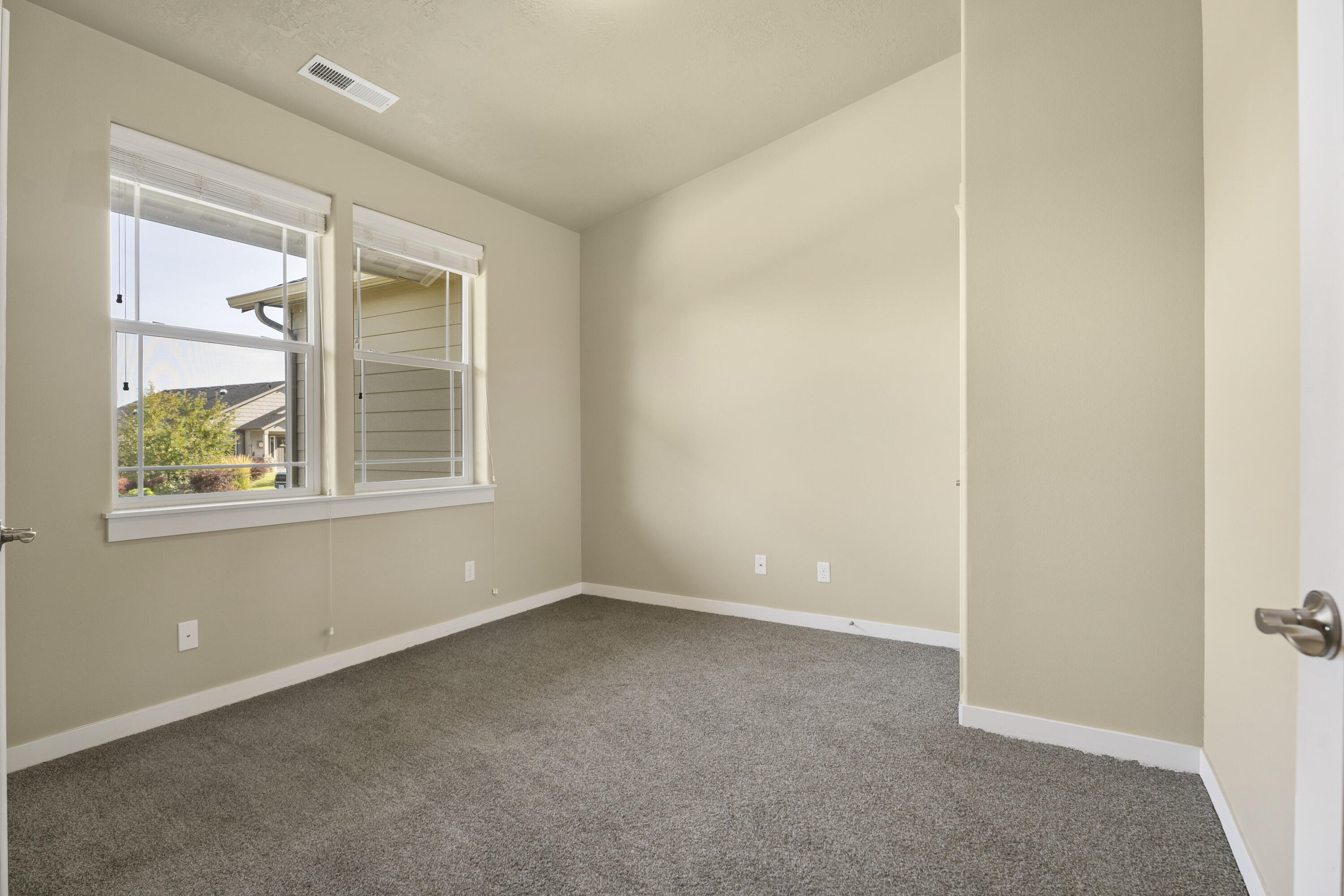 4646 SW Umatilla Avenue