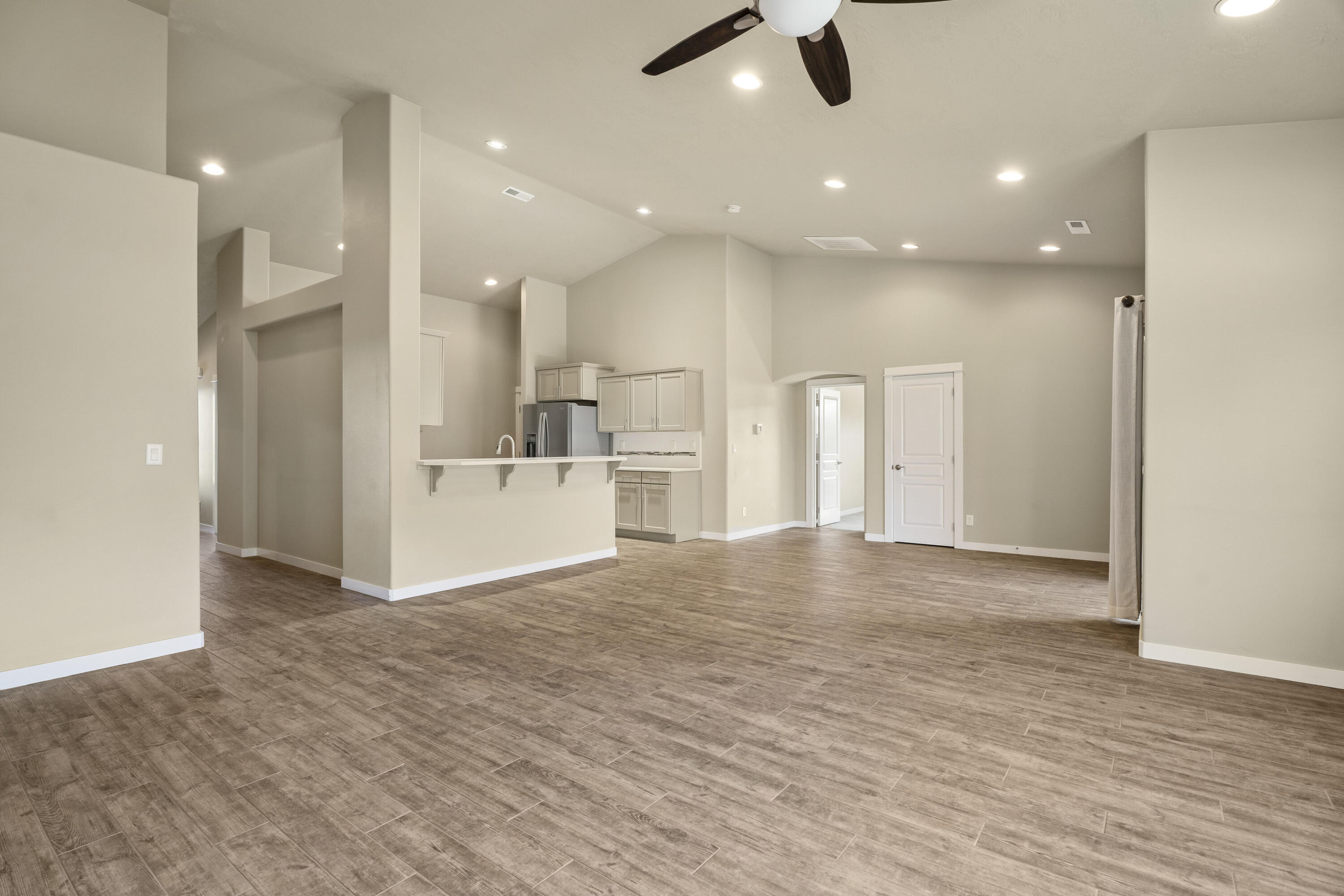 4646 SW Umatilla Avenue