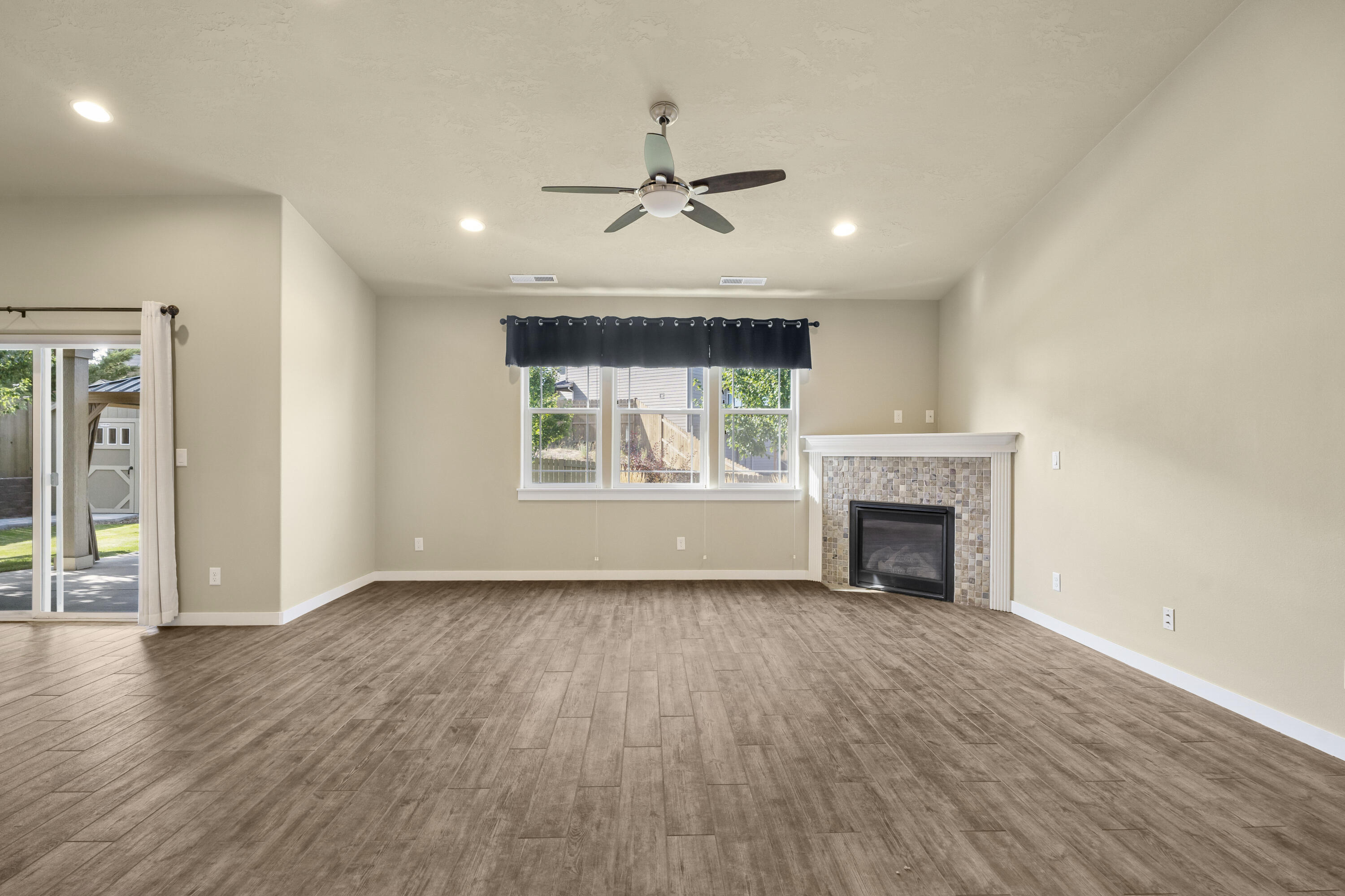 4646 SW Umatilla Avenue