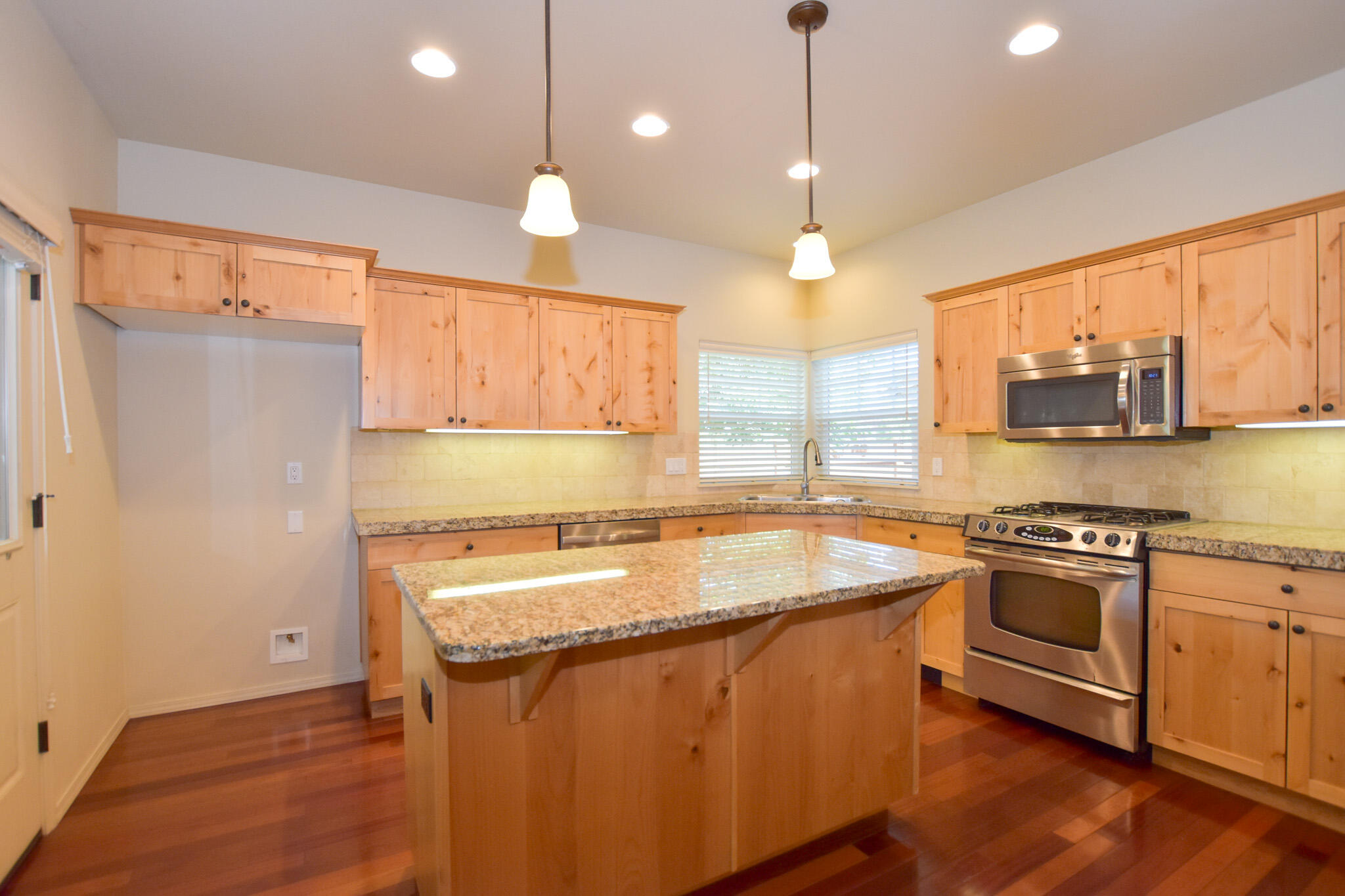 21237 Violet Lane