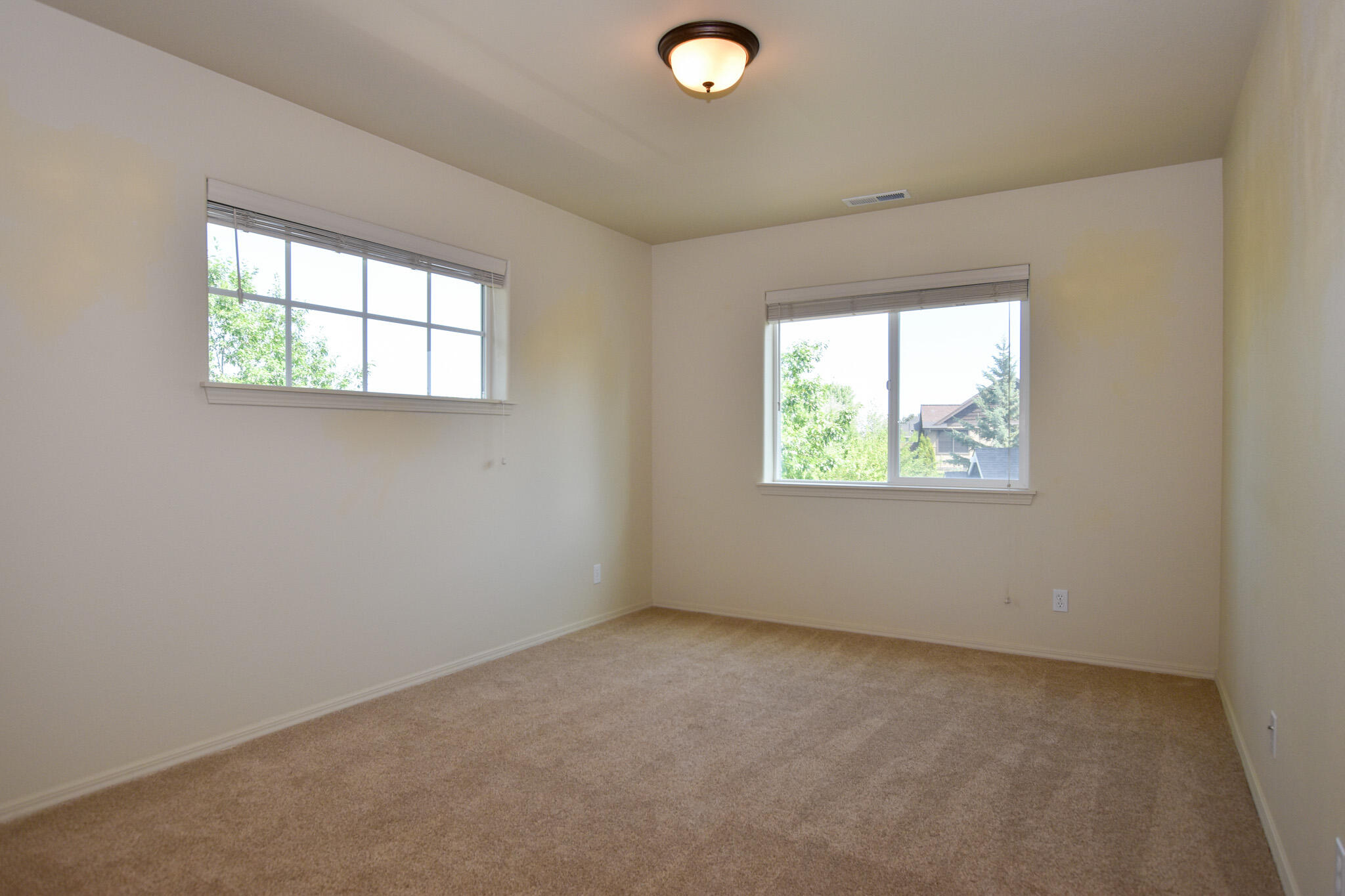 21237 Violet Lane