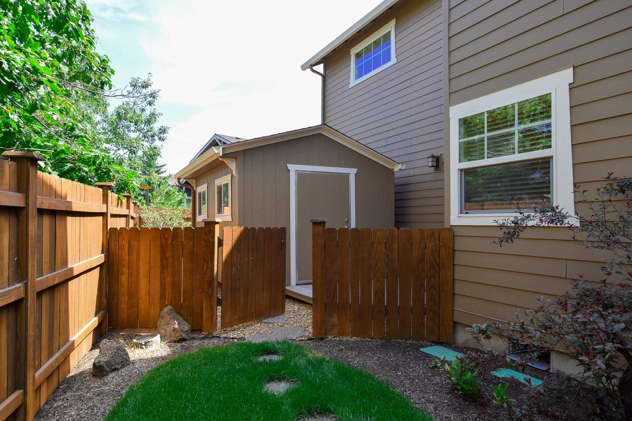 21237 Violet Lane