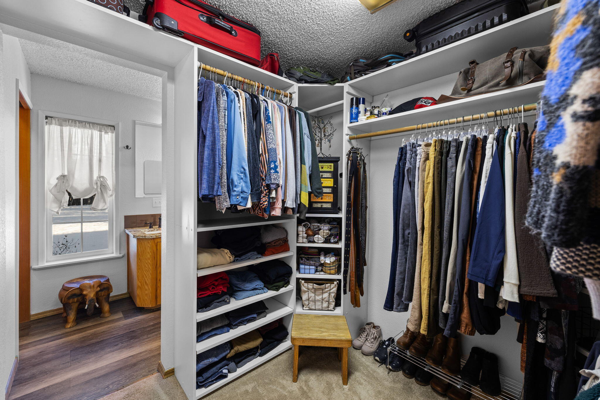53382 Eagle Lane