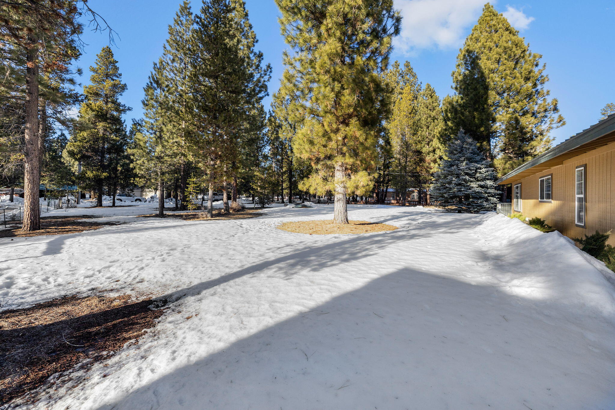 53382 Eagle Lane