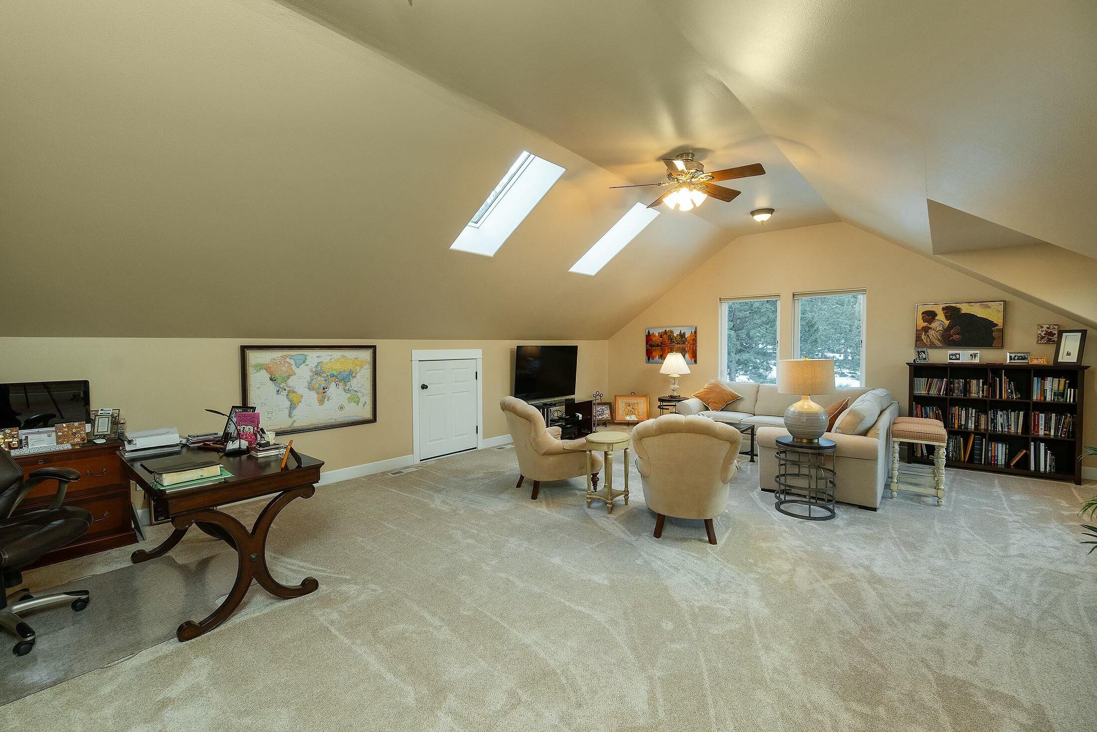 3045 NW Lawrence Court