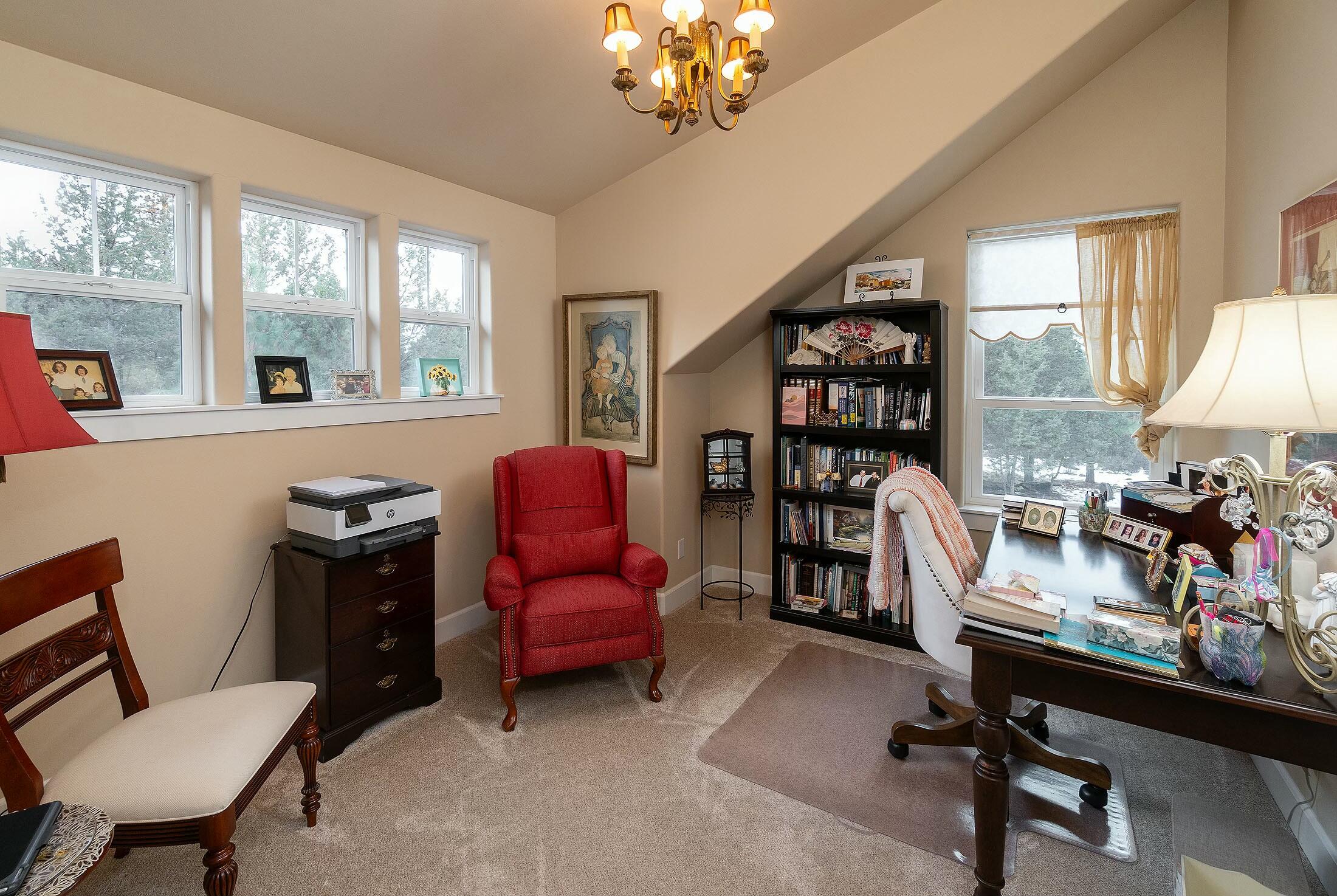 3045 NW Lawrence Court