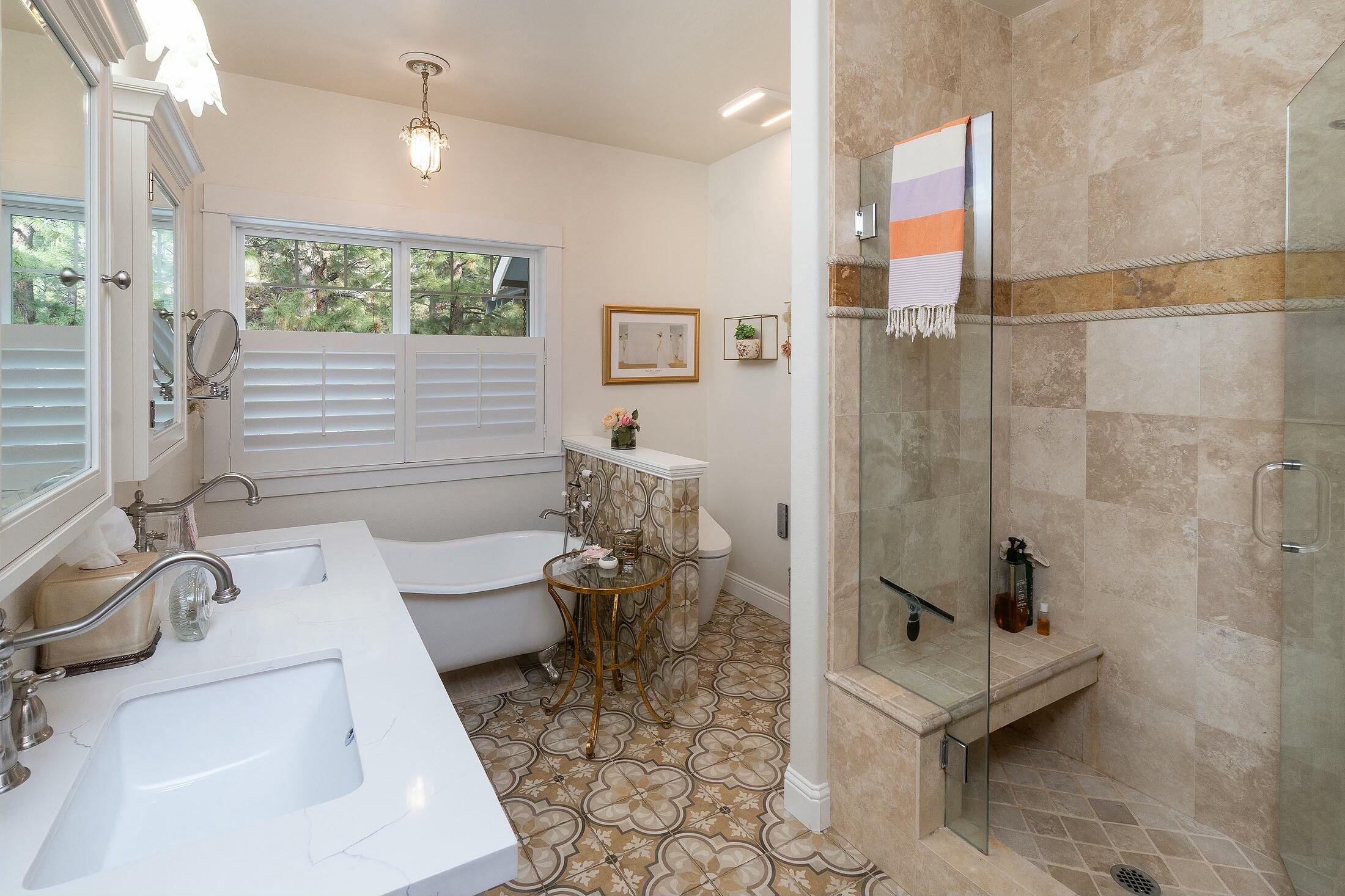 3045 NW Lawrence Court