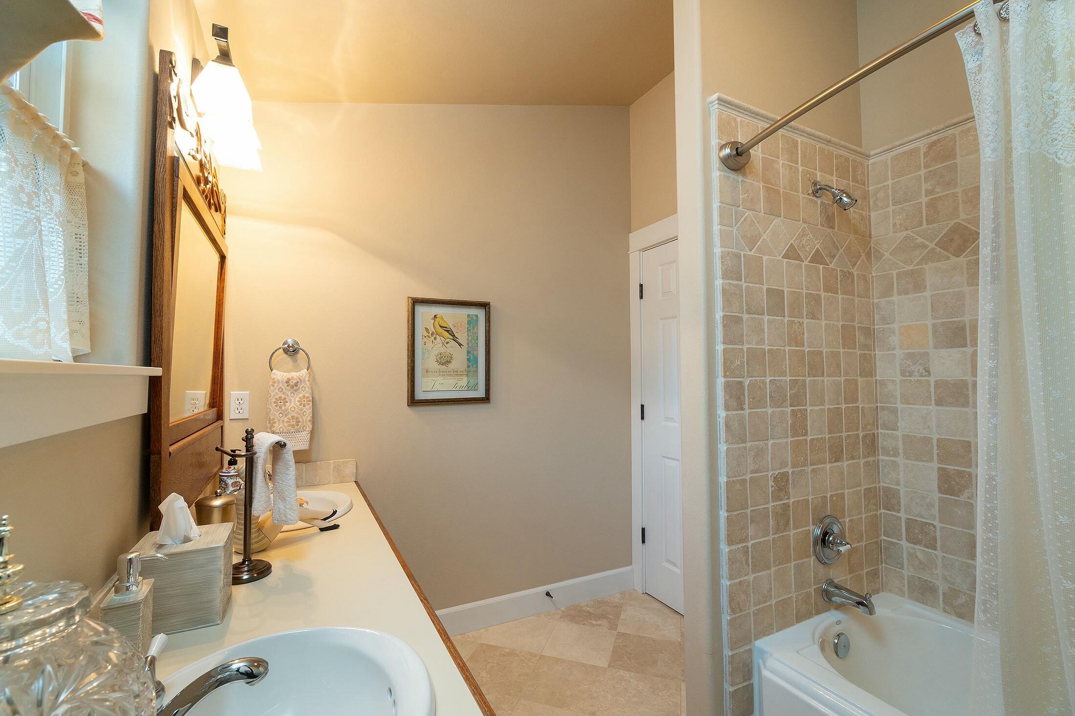 3045 NW Lawrence Court